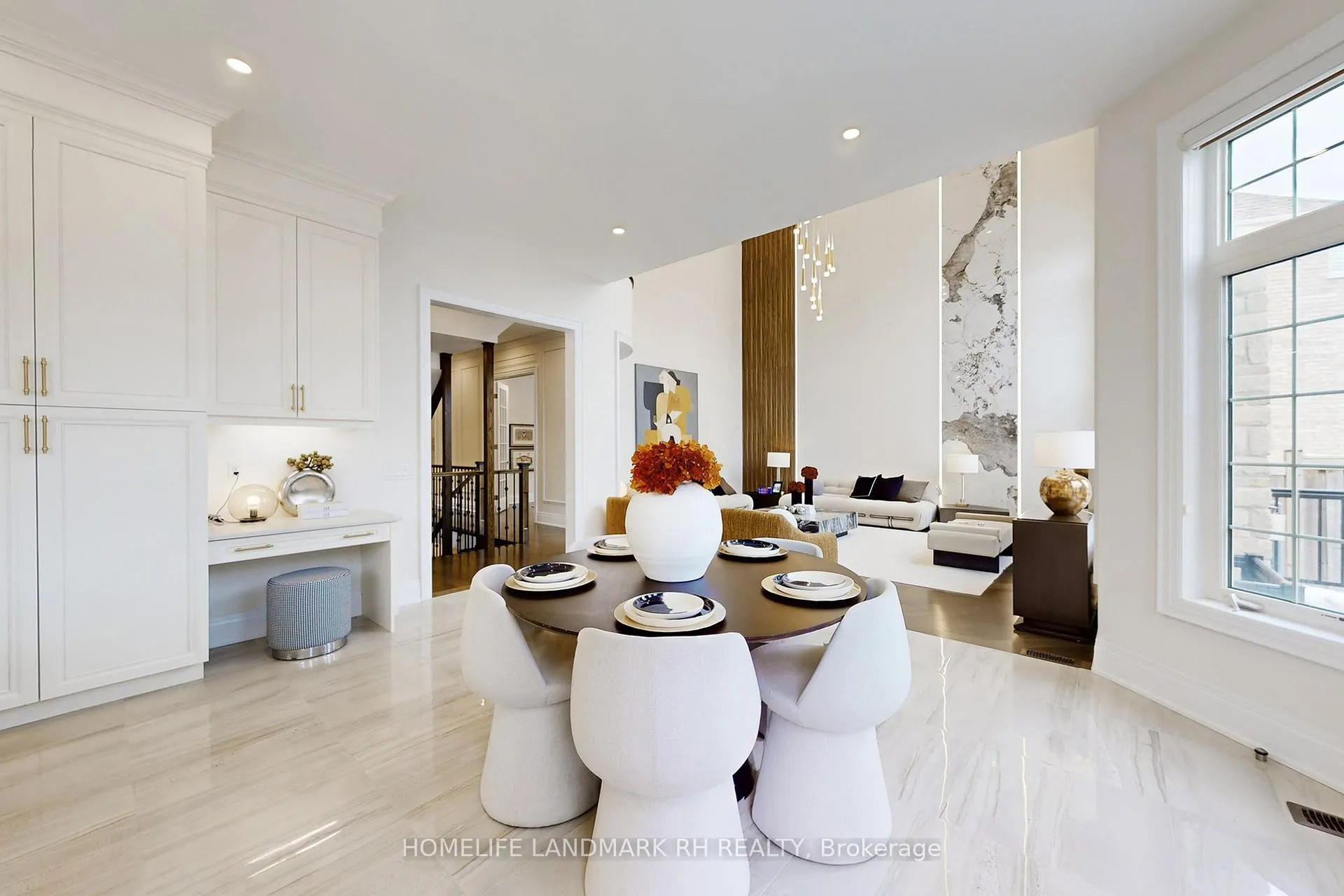 Photo 15 of 38 Kaia Court, Vaughan, Patterson — HOMEH