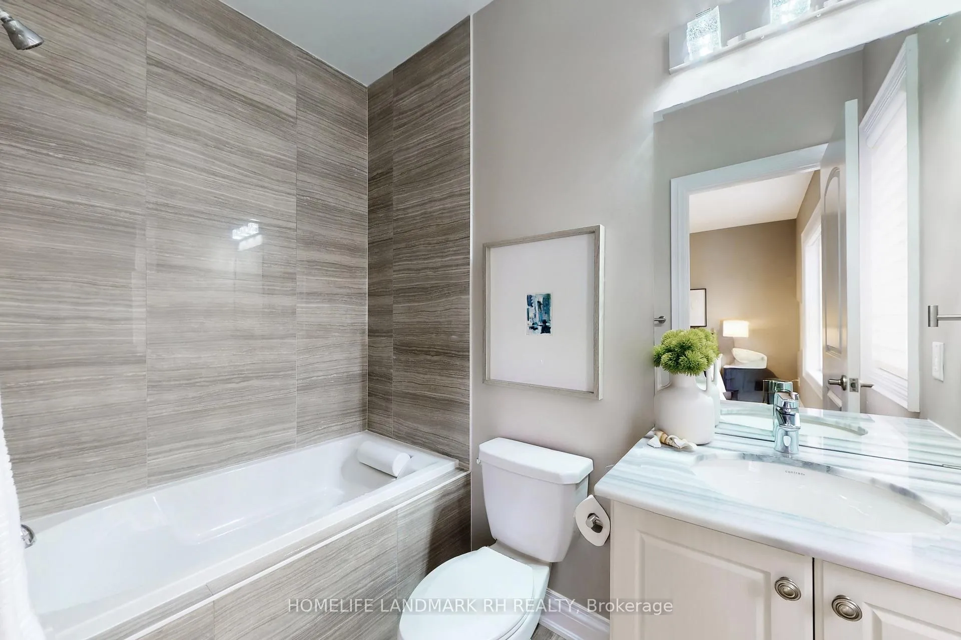 Photo 42 of 38 Kaia Court, Vaughan, Patterson — HOMEH
