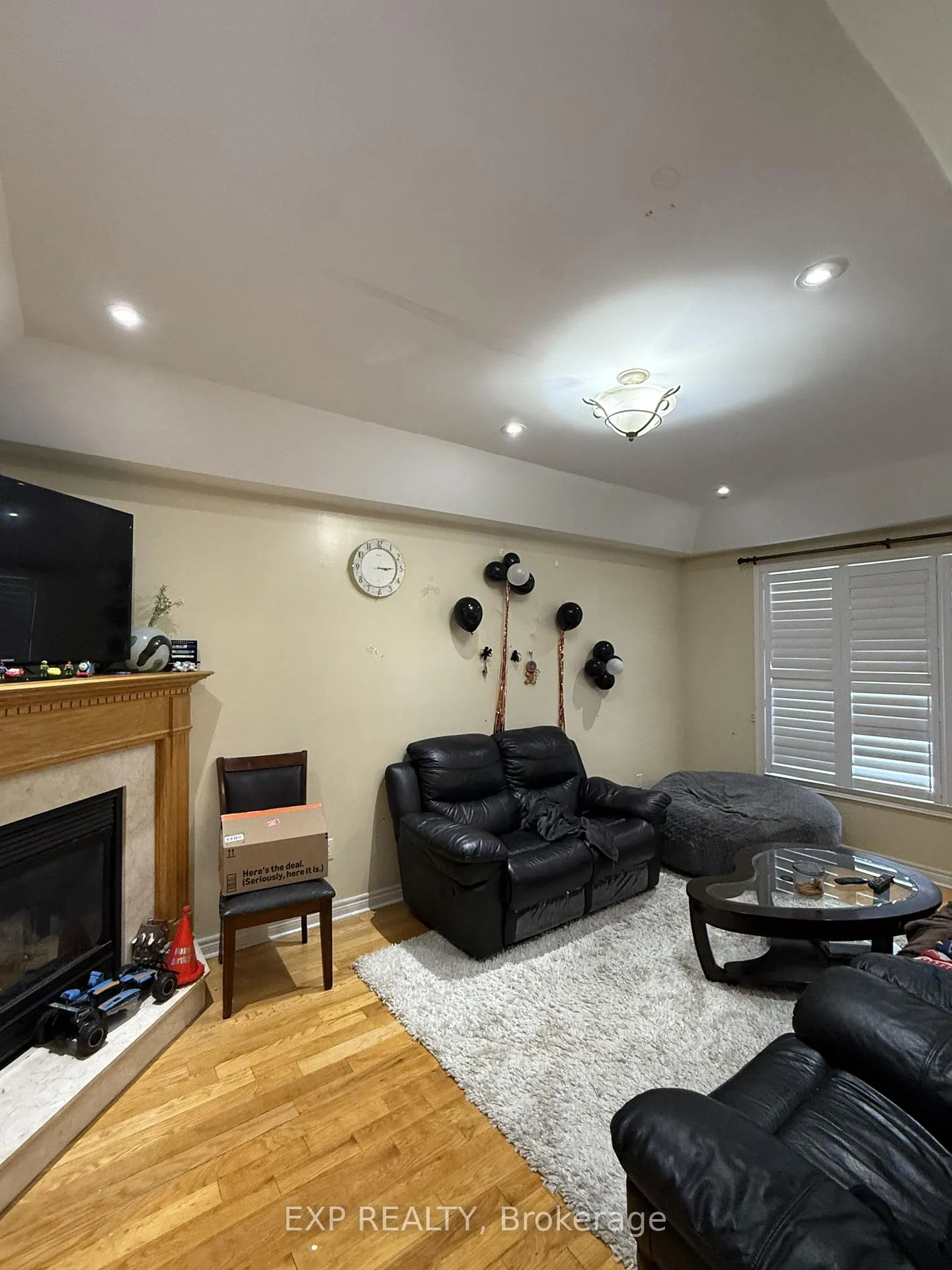 Photo 4 of Unit Upper, 82 Castlehill Road, Brampton, Northwood Park — HOMEH