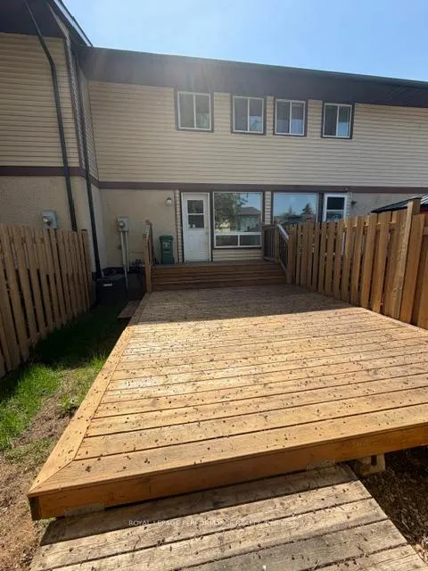 Photo 38 of 1584 Feather Lane, Ottawa, Sawmill Creek/Timbermill — HOMEH