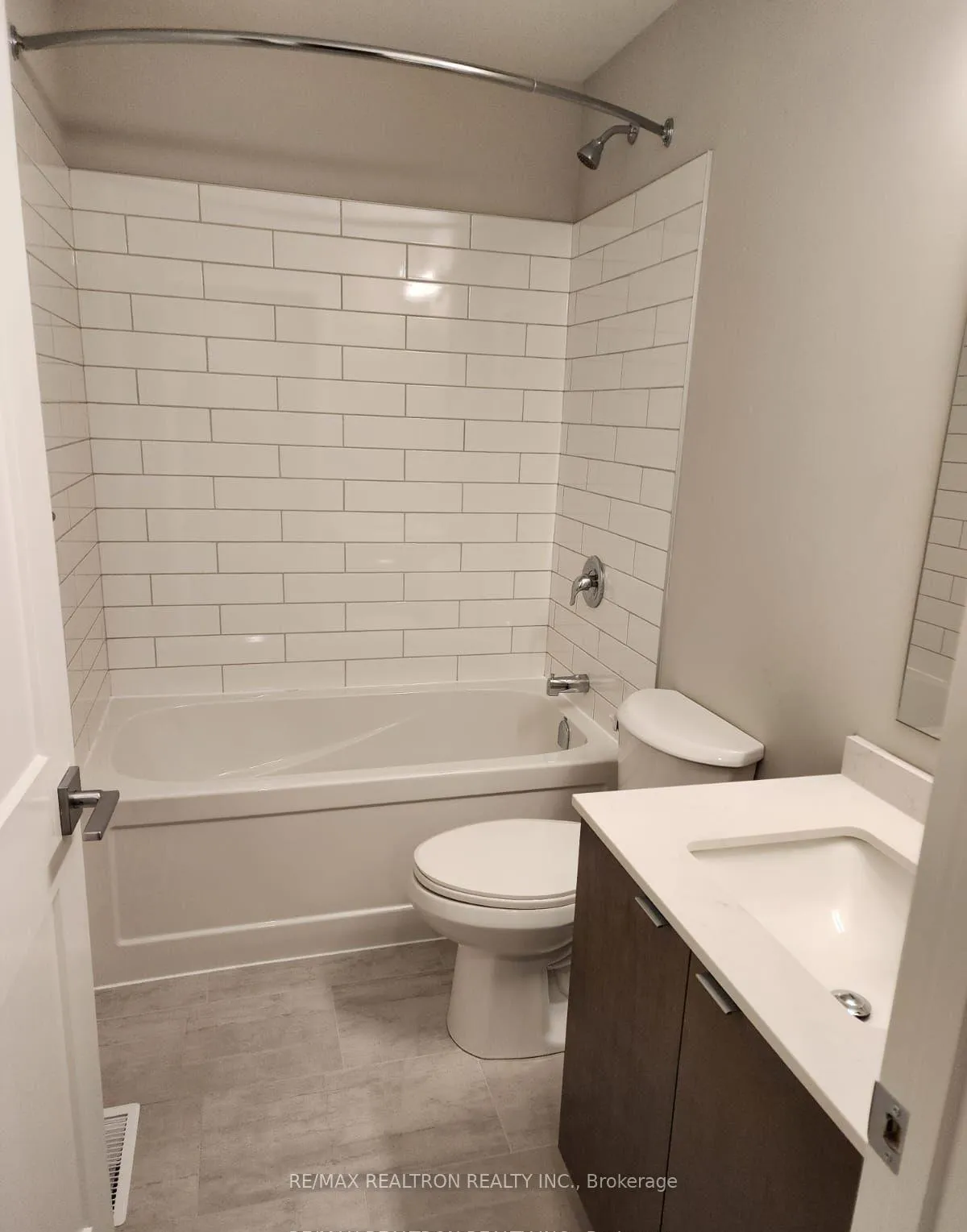 Photo 7 of Unit 222, 708 Woolwich Street, Guelph, Riverside Park — HOMEH