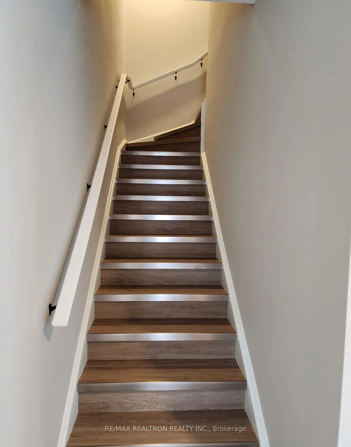Photo 12 of Unit 222, 708 Woolwich Street, Guelph, Riverside Park — HOMEH