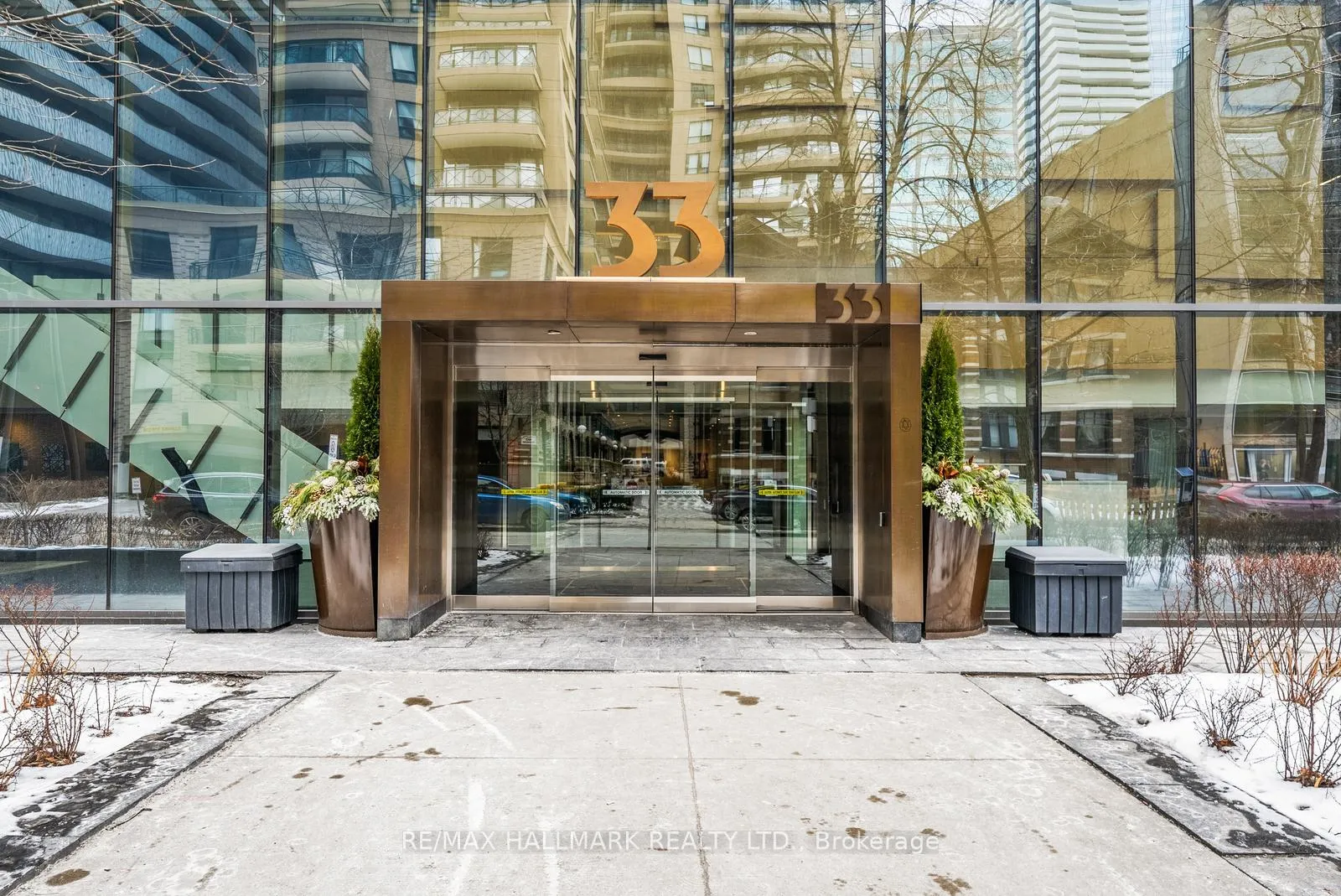 Photo 2 of Unit 2908, 33 Charles Street E, Toronto, Church-Yonge Corridor — HOMEH