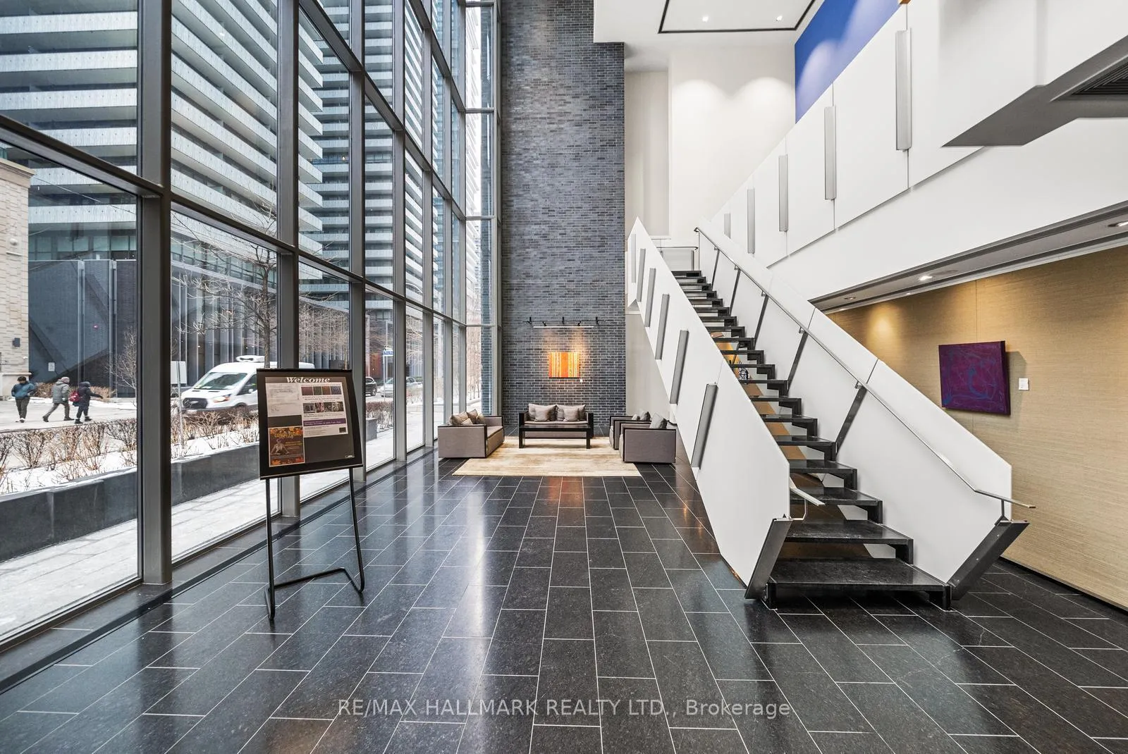 Photo 3 of Unit 2908, 33 Charles Street E, Toronto, Church-Yonge Corridor — HOMEH
