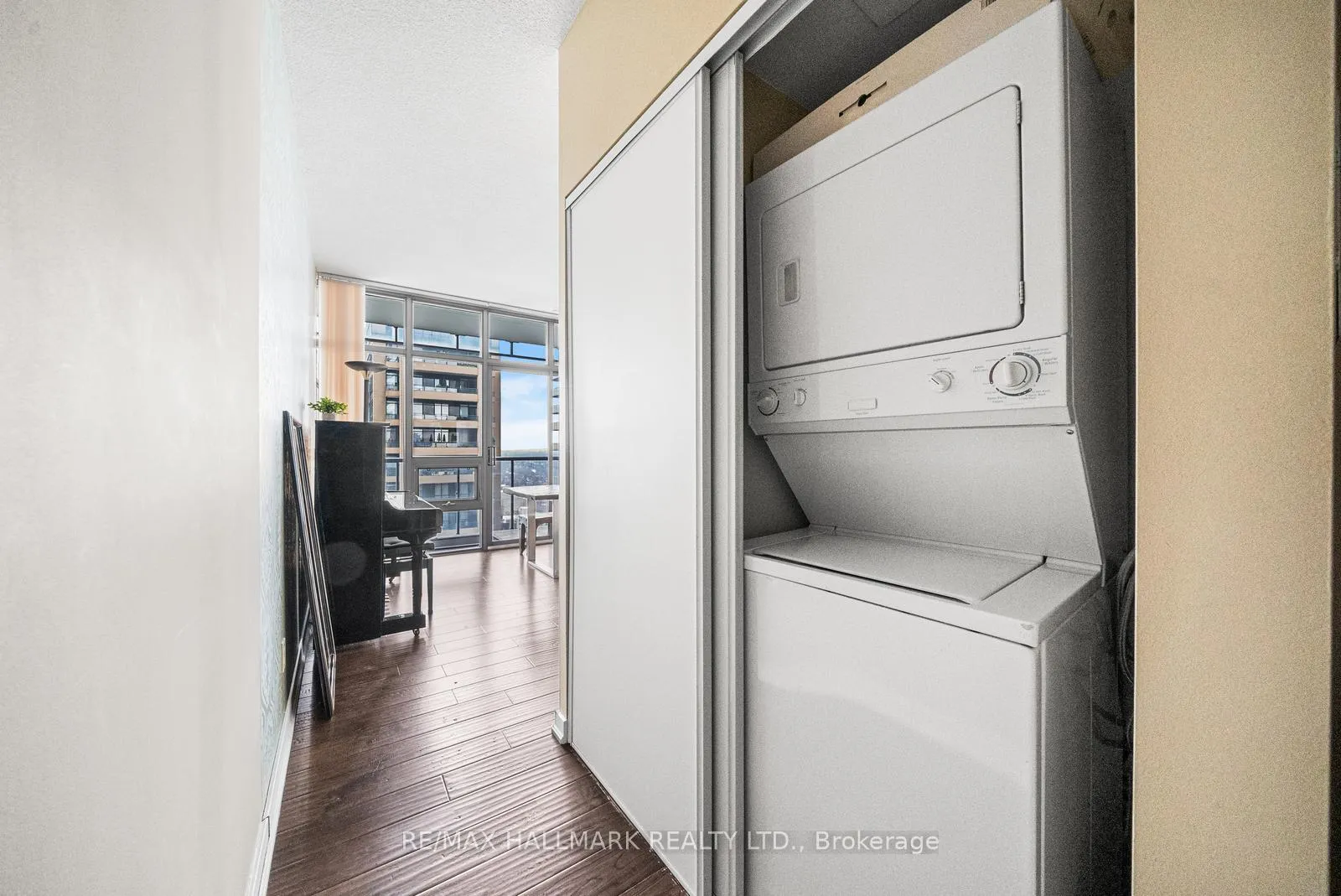 Photo 8 of Unit 2908, 33 Charles Street E, Toronto, Church-Yonge Corridor — HOMEH