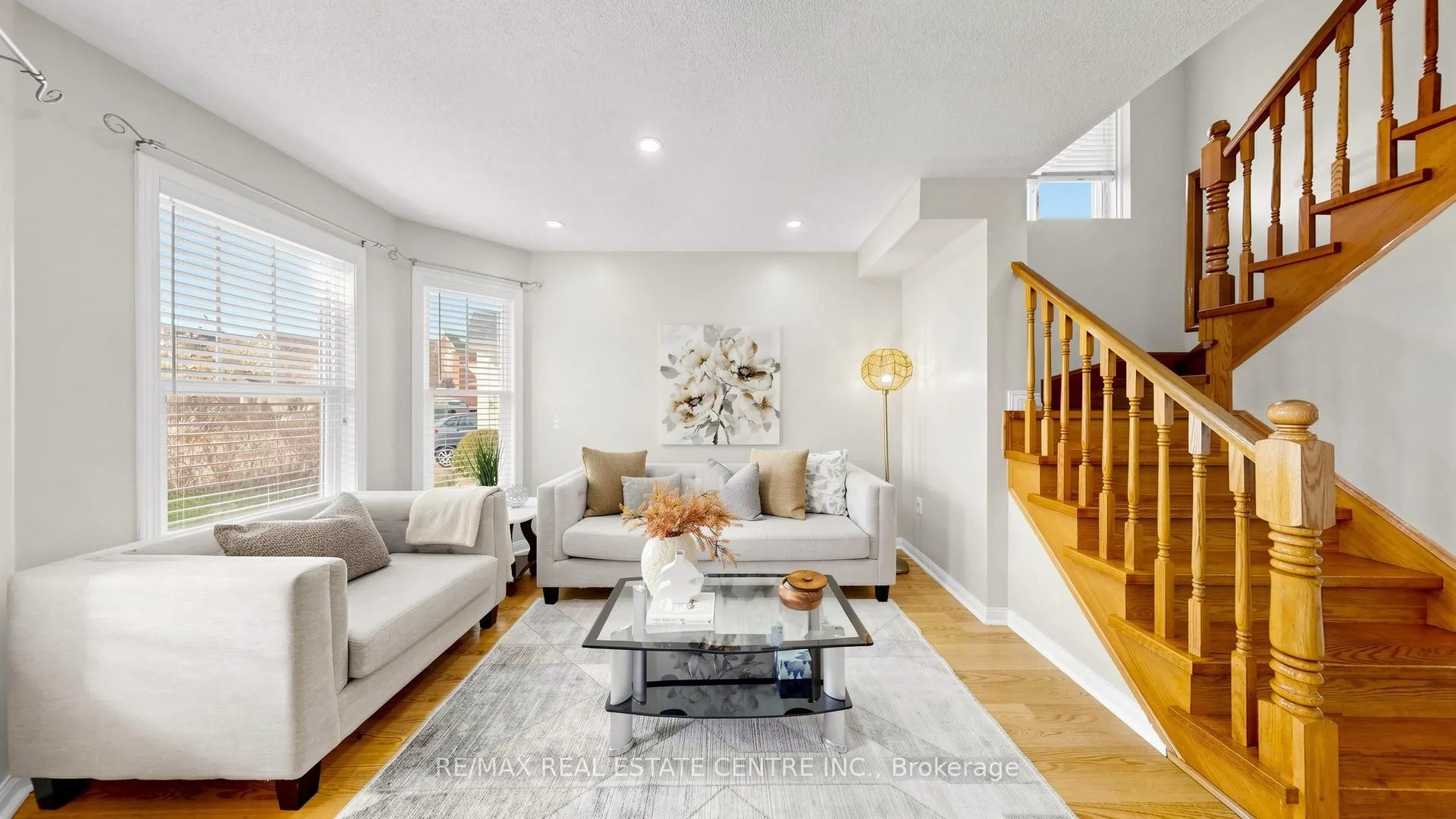 Photo 2 of 80 Sweetwood Circle, Brampton, Fletcher's Meadow — HOMEH