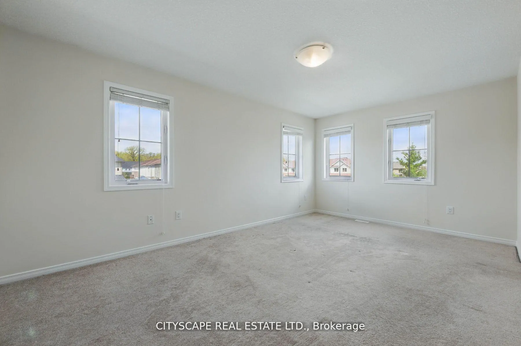 Photo 25 of 8485 Primrose Lane, Niagara Falls, Brown — HOMEH