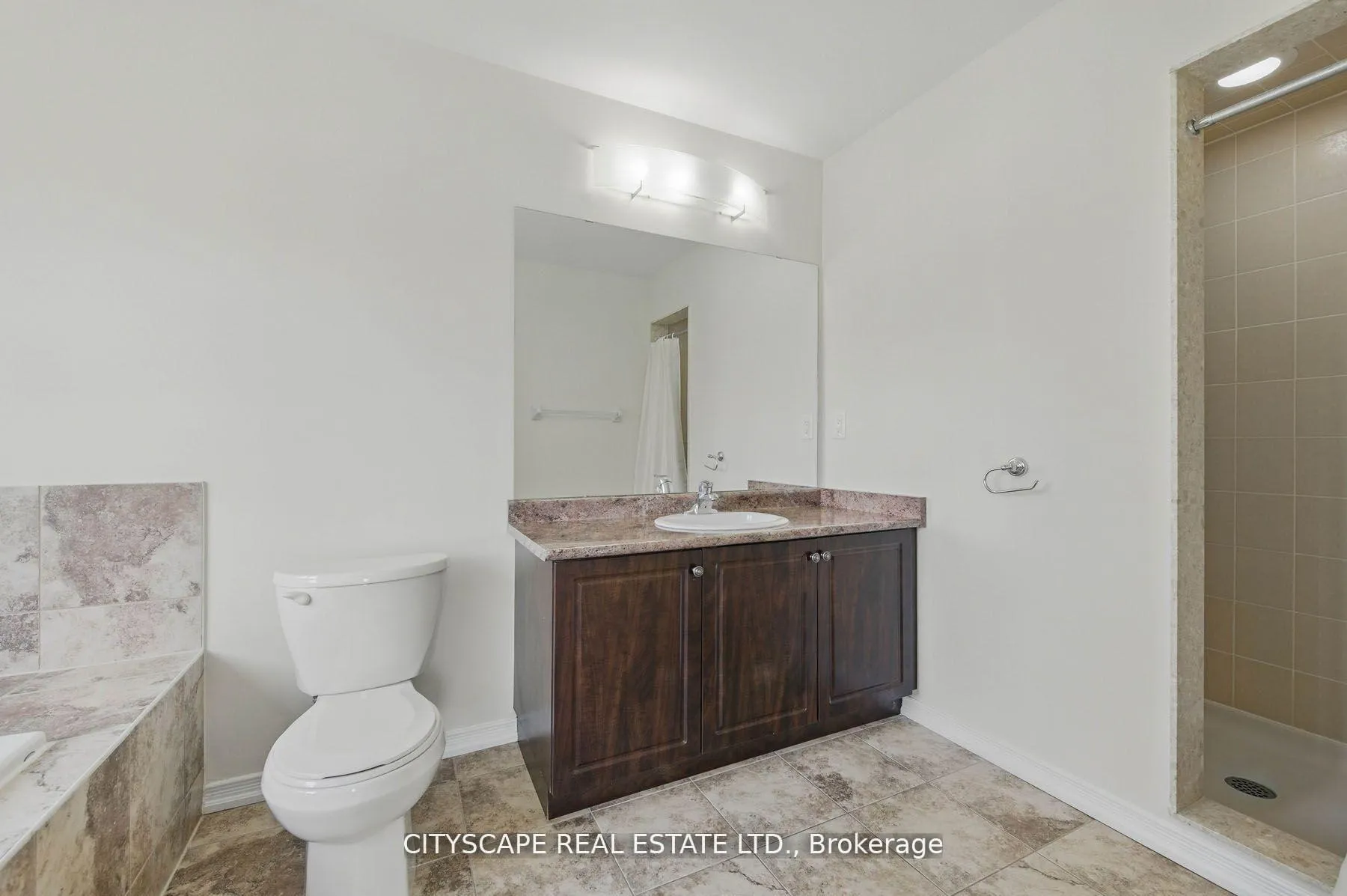 Photo 27 of 8485 Primrose Lane, Niagara Falls, Brown — HOMEH