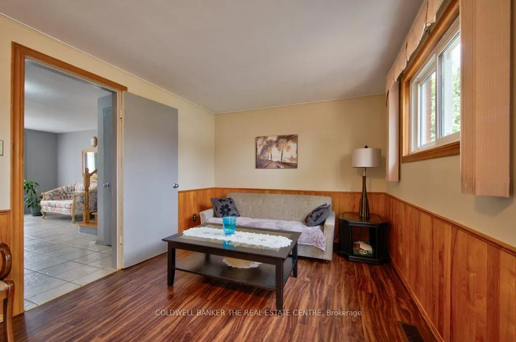 Photo 6 of 34 Westwood Crescent, Kitchener — HOMEH
