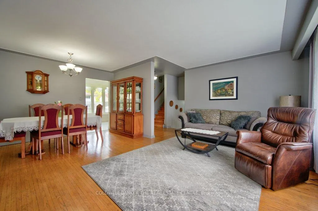 Photo 12 of 34 Westwood Crescent, Kitchener — HOMEH
