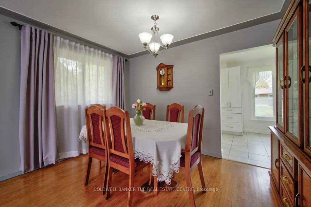 Photo 13 of 34 Westwood Crescent, Kitchener — HOMEH