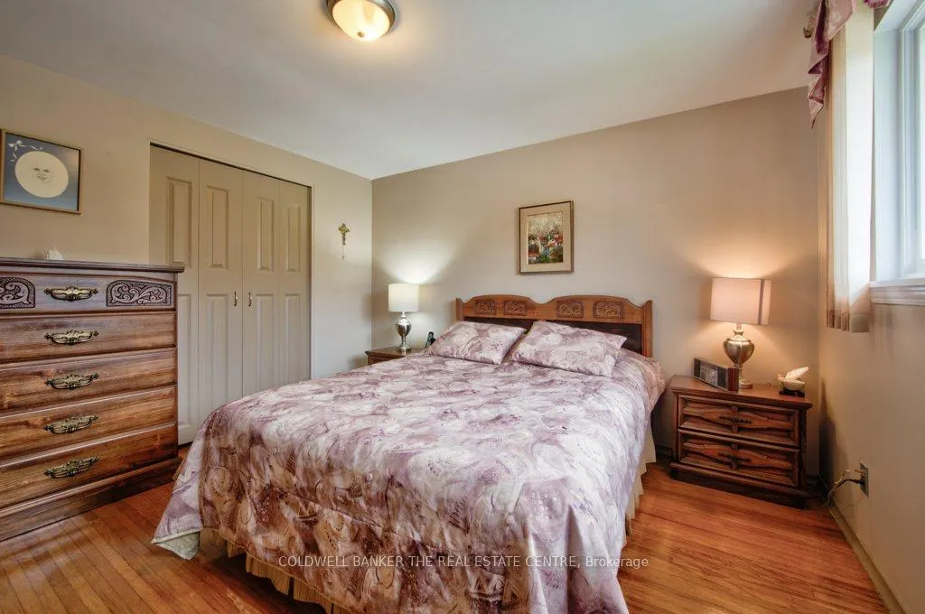 Photo 24 of 34 Westwood Crescent, Kitchener — HOMEH