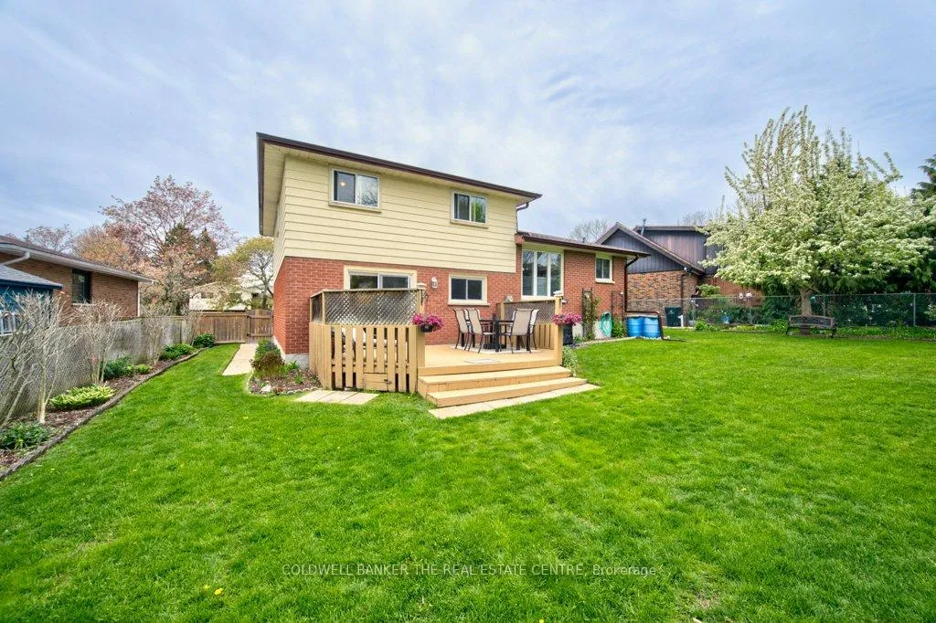 Photo 36 of 34 Westwood Crescent, Kitchener — HOMEH
