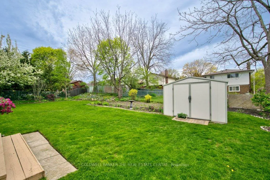 Photo 41 of 34 Westwood Crescent, Kitchener — HOMEH