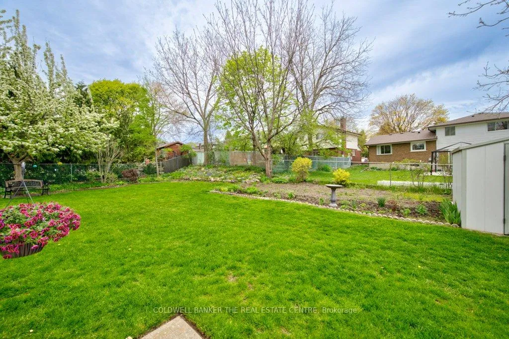 Photo 42 of 34 Westwood Crescent, Kitchener — HOMEH