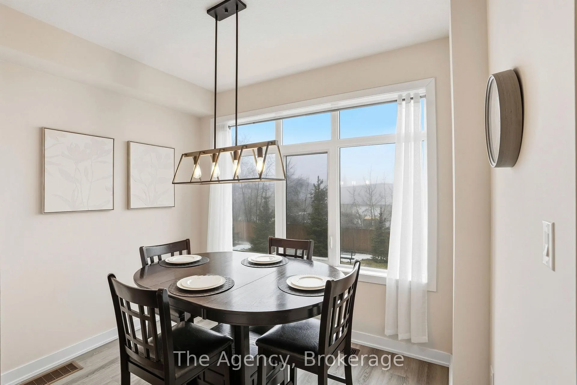 Photo 10 of 59 Markle Crescent, Hamilton, Ancaster — HOMEH