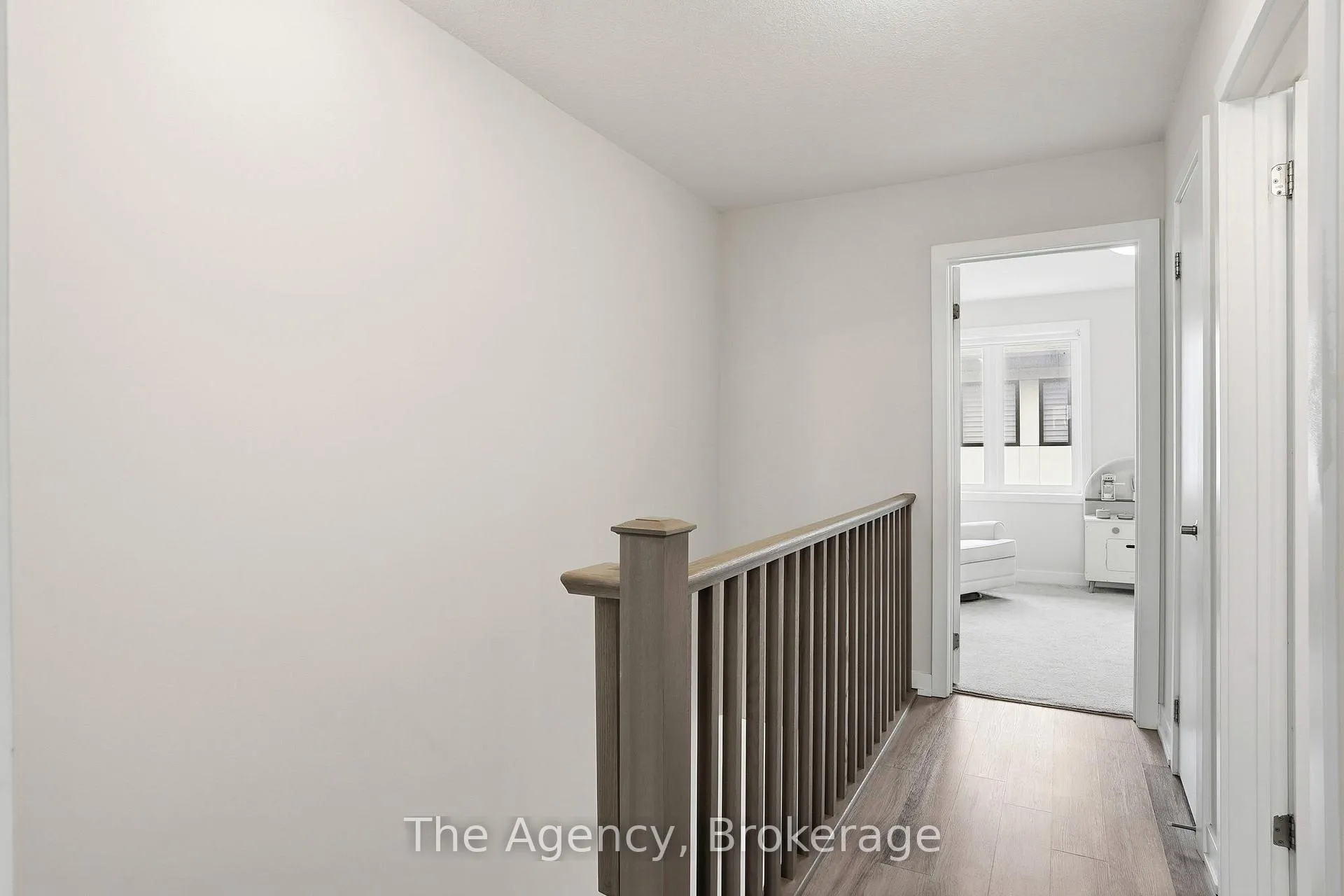 Photo 13 of 59 Markle Crescent, Hamilton, Ancaster — HOMEH