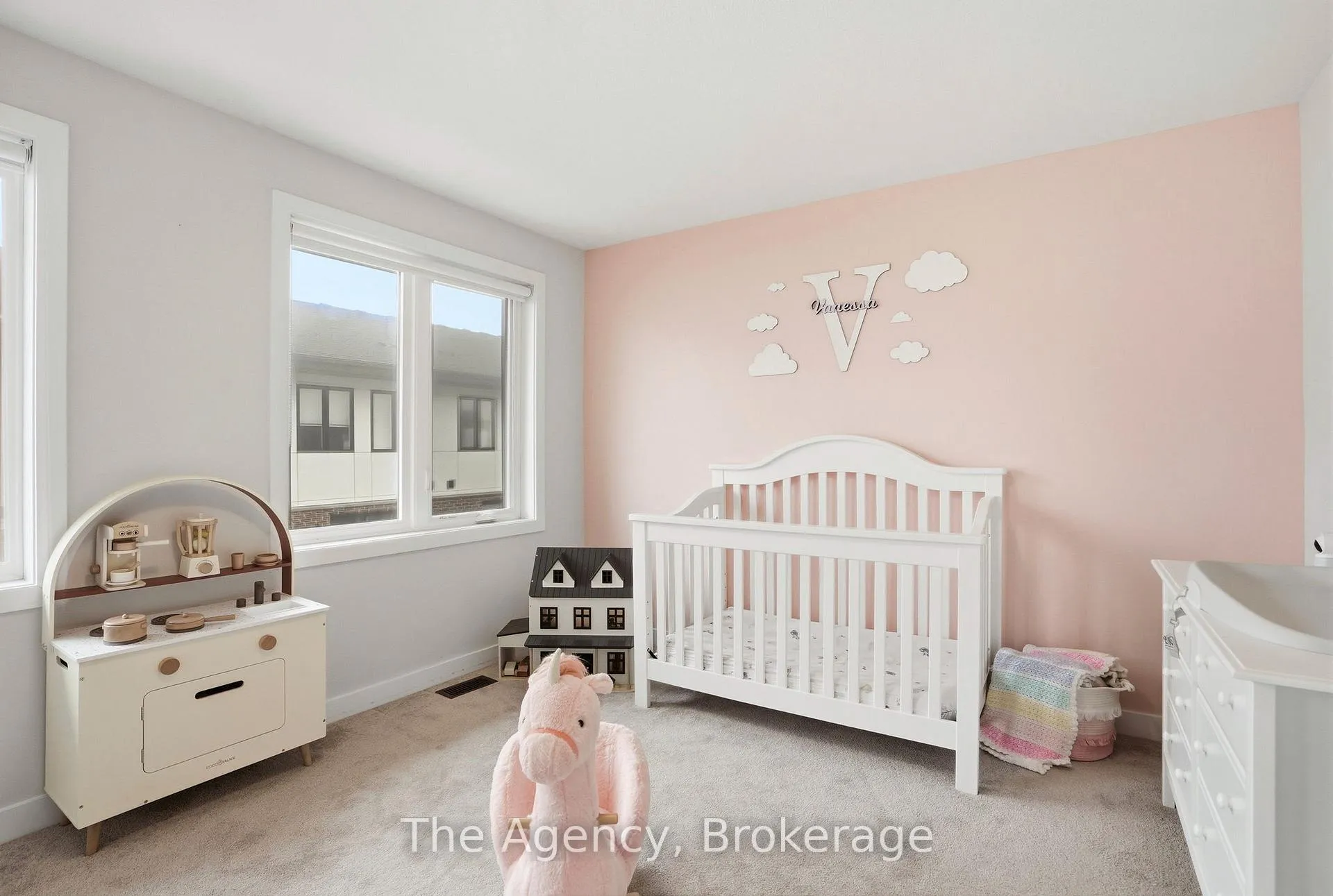 Photo 18 of 59 Markle Crescent, Hamilton, Ancaster — HOMEH