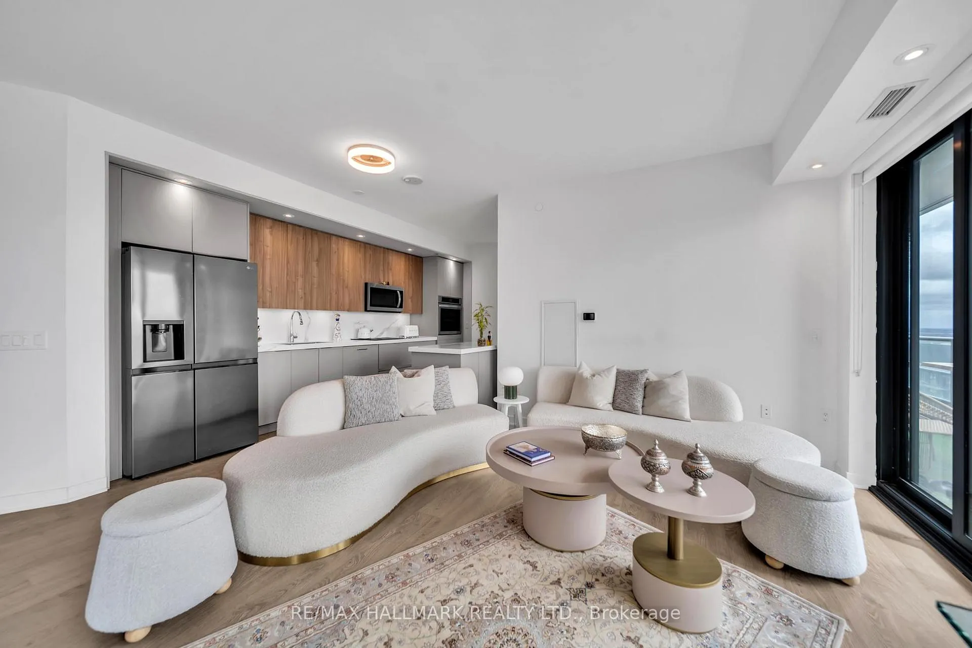 Photo 9 of Unit 1506, 120 Eagle Rock Way, Vaughan, Rural Vaughan — HOMEH