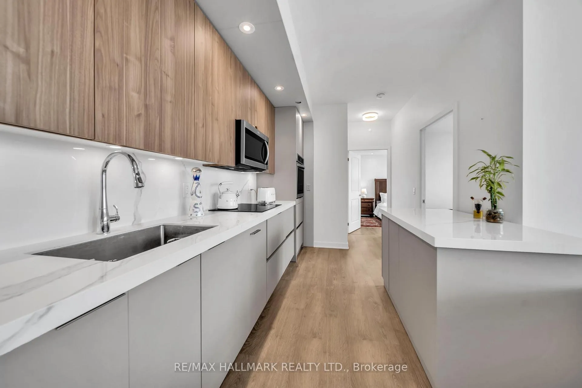 Photo 13 of Unit 1506, 120 Eagle Rock Way, Vaughan, Rural Vaughan — HOMEH