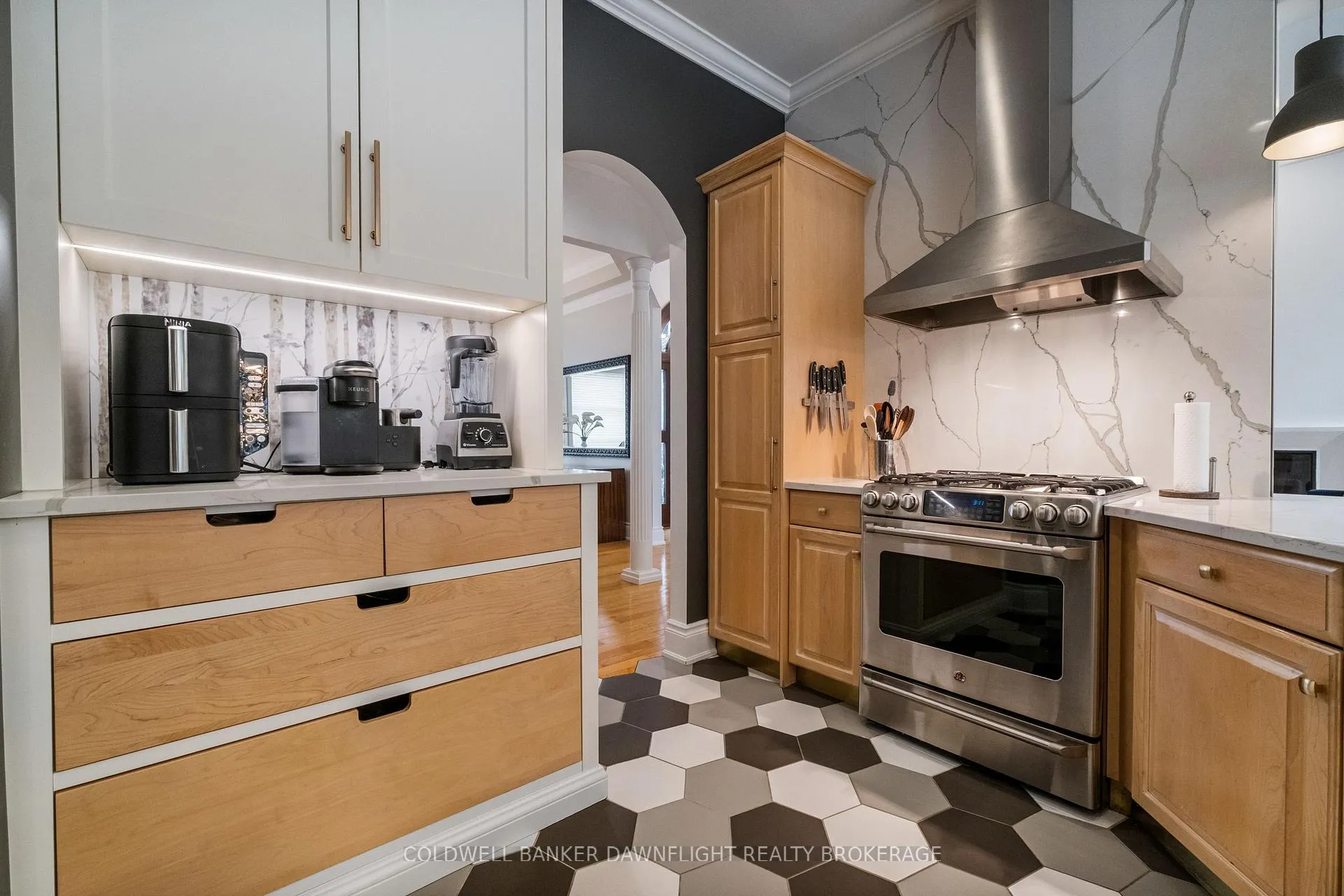 Photo 13 of 9923 Parkview Crescent, Lambton Shores, Grand Bend — HOMEH