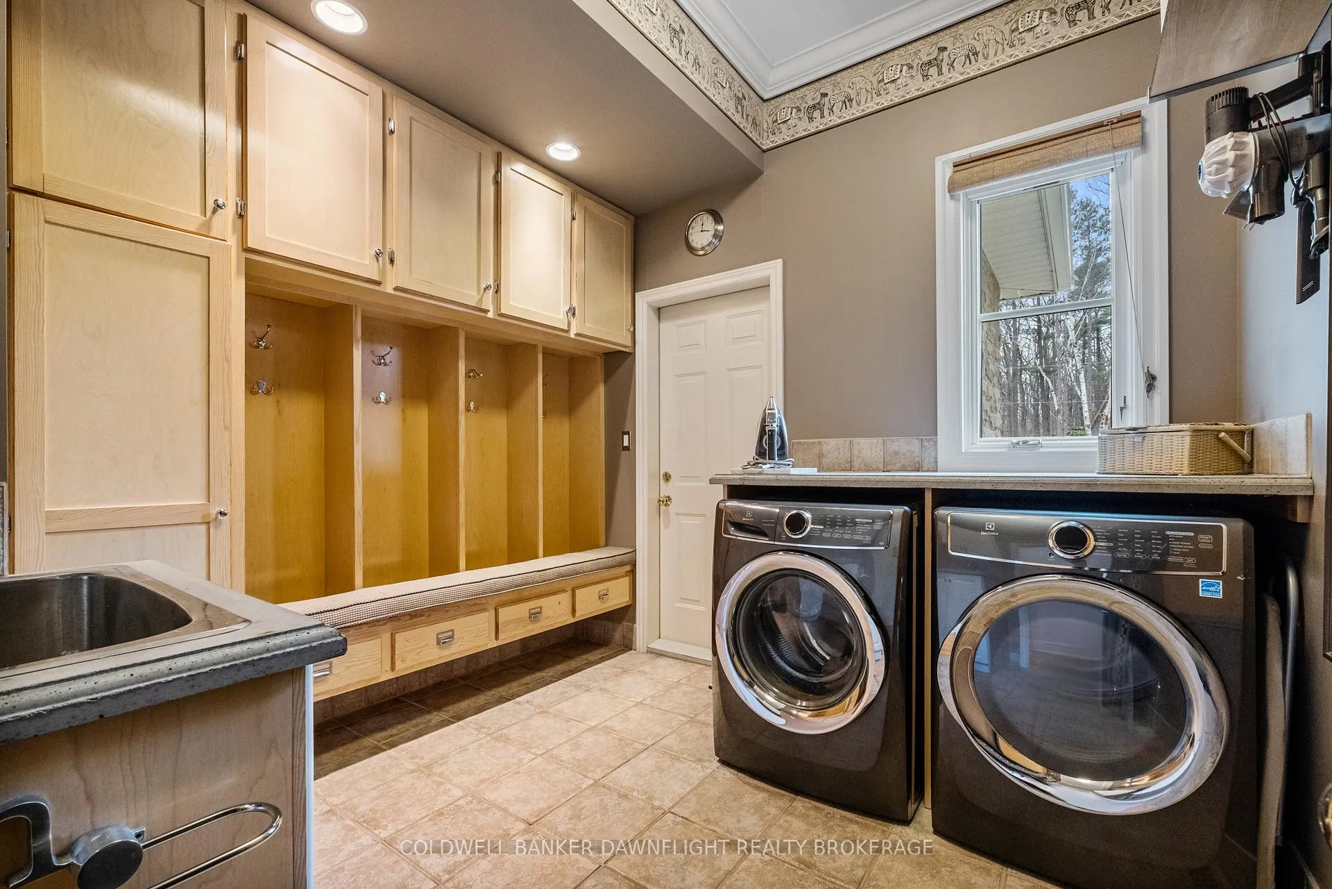 Photo 23 of 9923 Parkview Crescent, Lambton Shores, Grand Bend — HOMEH