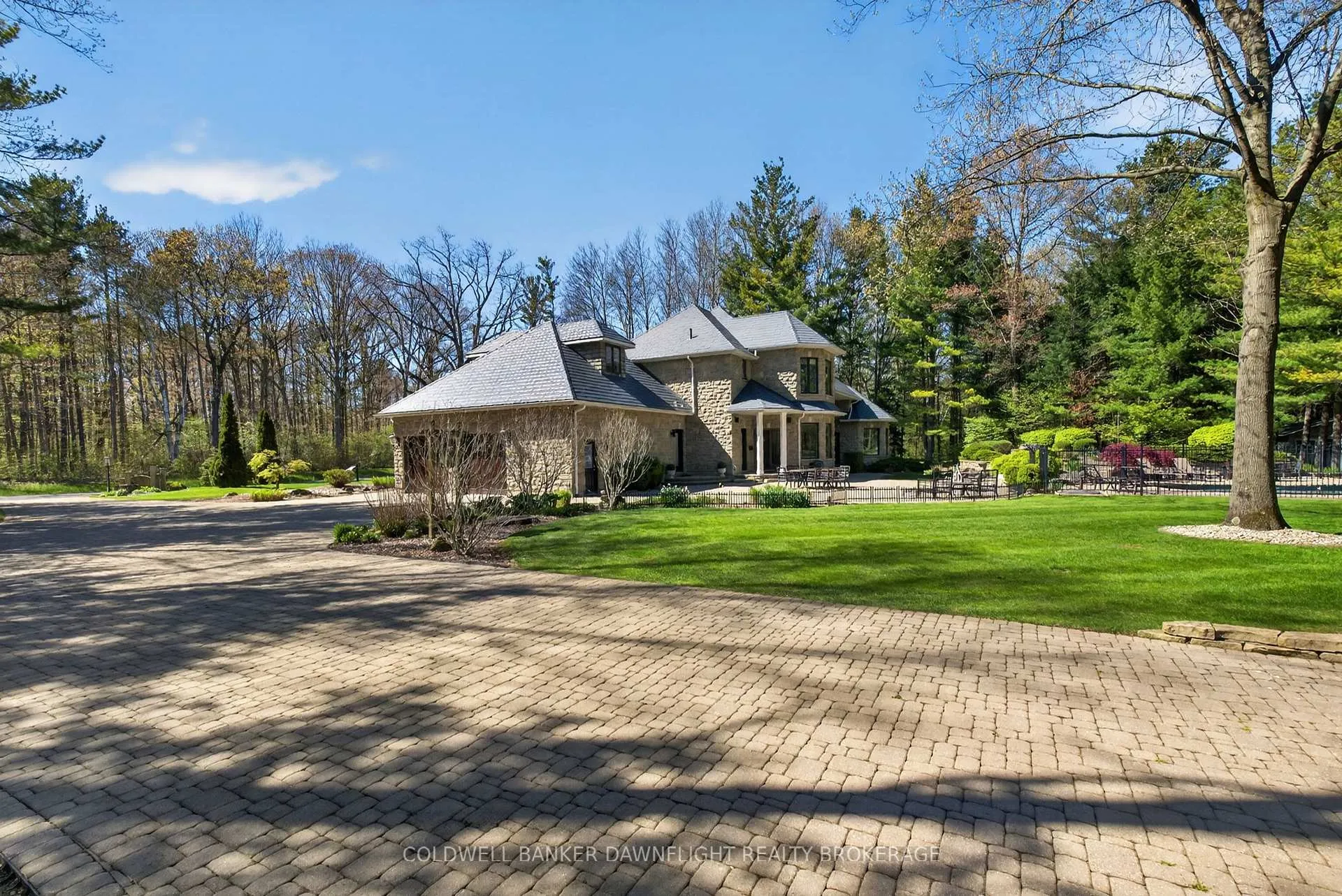 Photo 45 of 9923 Parkview Crescent, Lambton Shores, Grand Bend — HOMEH