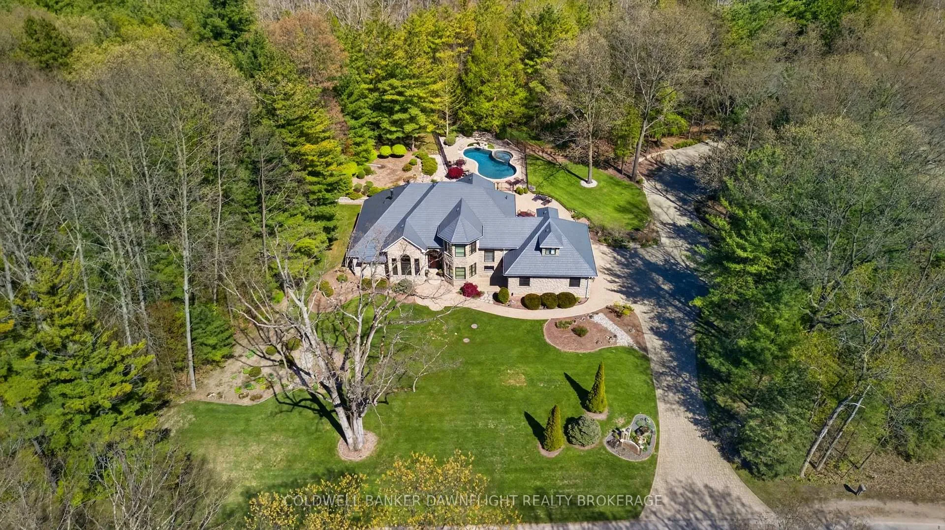 Photo 50 of 9923 Parkview Crescent, Lambton Shores, Grand Bend — HOMEH