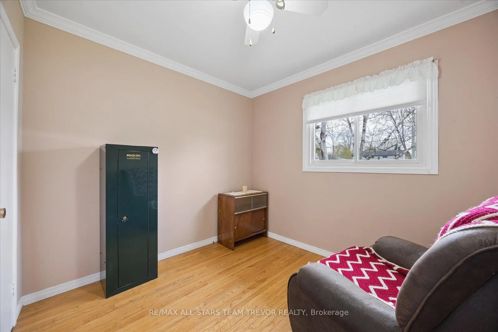 Photo 20 of 388 Winnifred Drive, Georgina, Keswick South — HOMEH