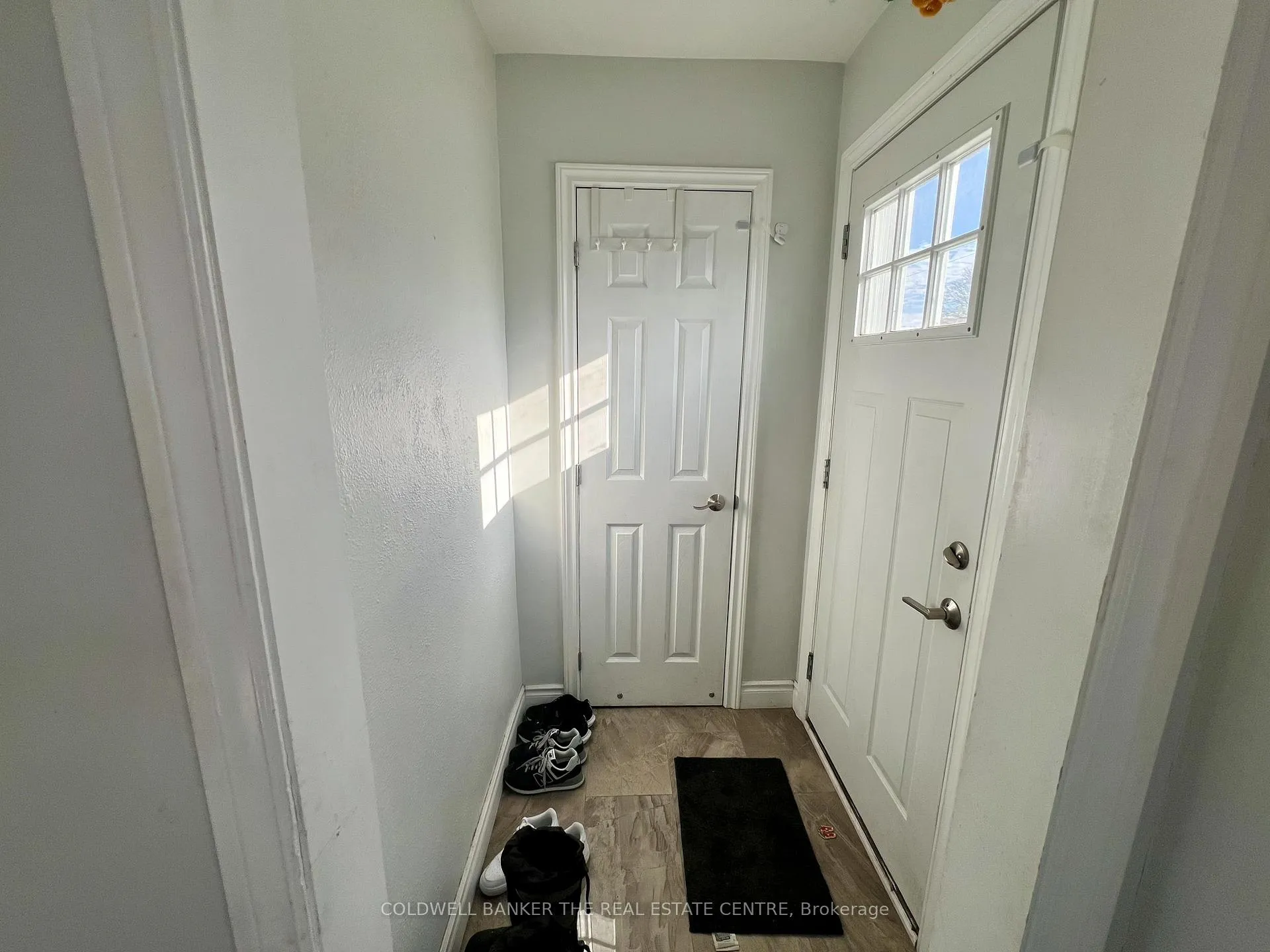 Photo 2 of Unit Upper, 31 Sharpe Street, Scarborough, Birchcliffe-Cliffside — HOMEH