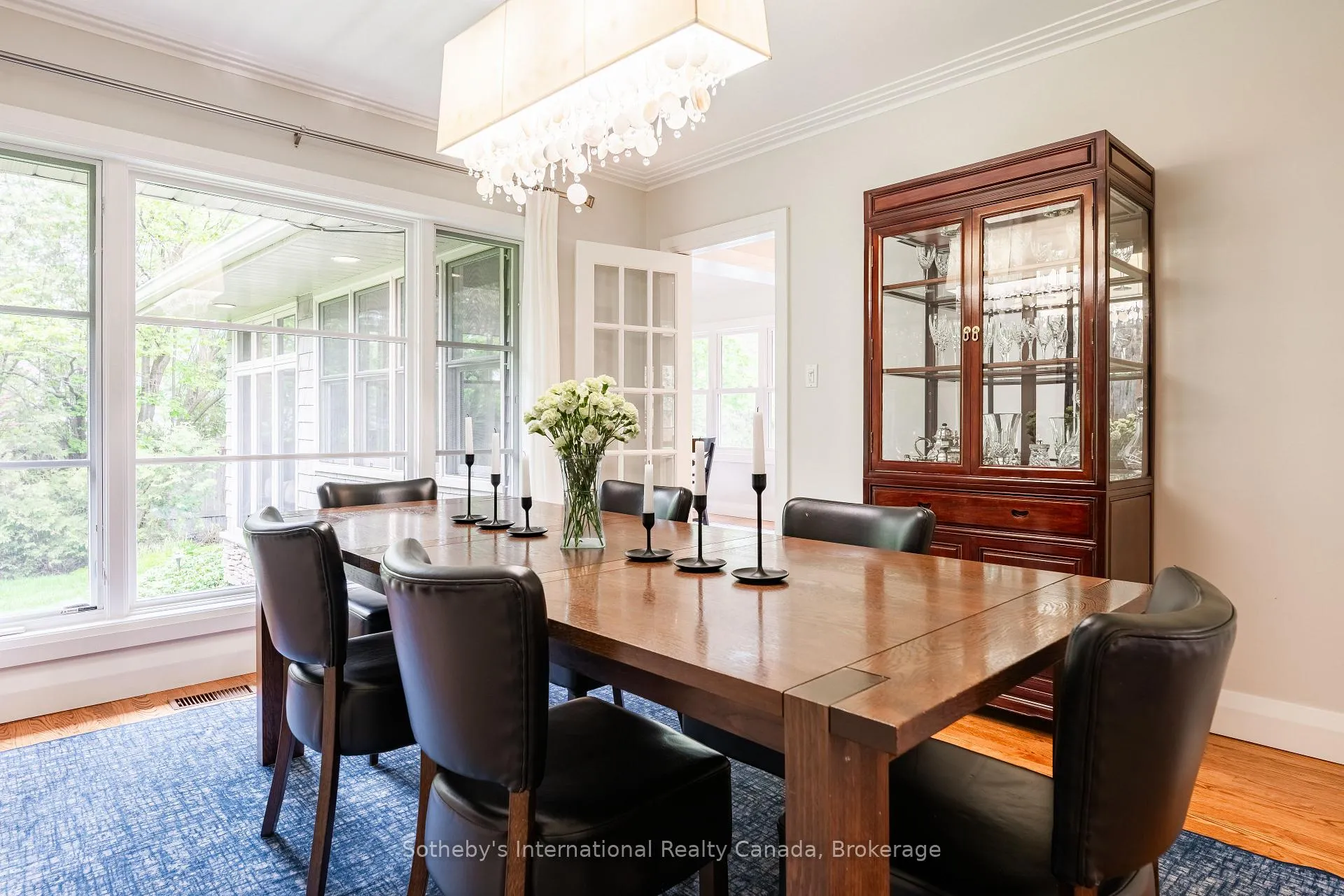 Photo 8 of 237 Burgundy Drive, Oakville, Morrison — HOMEH