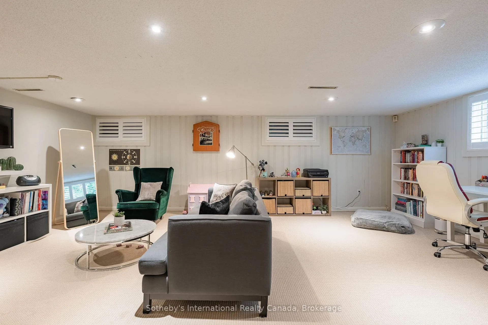 Photo 33 of 237 Burgundy Drive, Oakville, Morrison — HOMEH