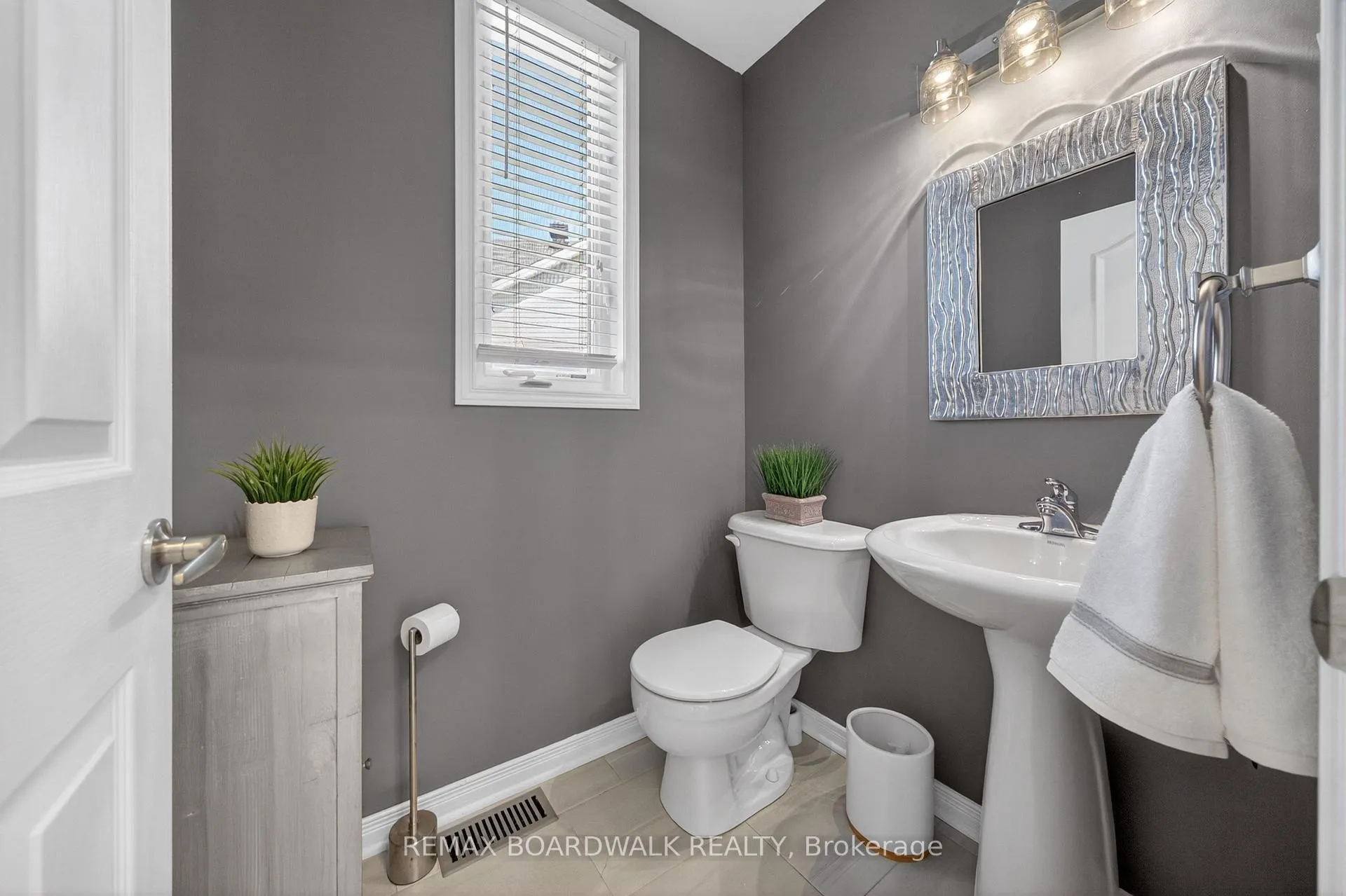 Photo 9 of 64 Baywood Drive, Ottawa, Stittsville (South) — HOMEH