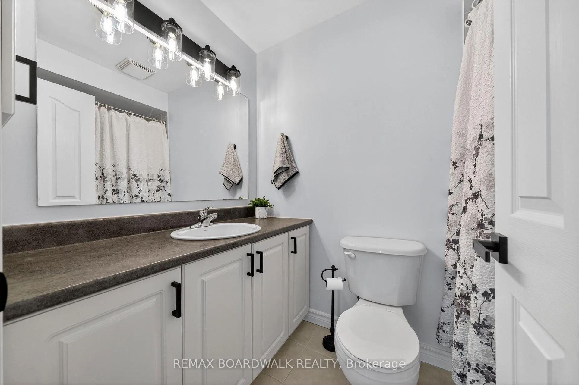 Photo 42 of 64 Baywood Drive, Ottawa, Stittsville (South) — HOMEH