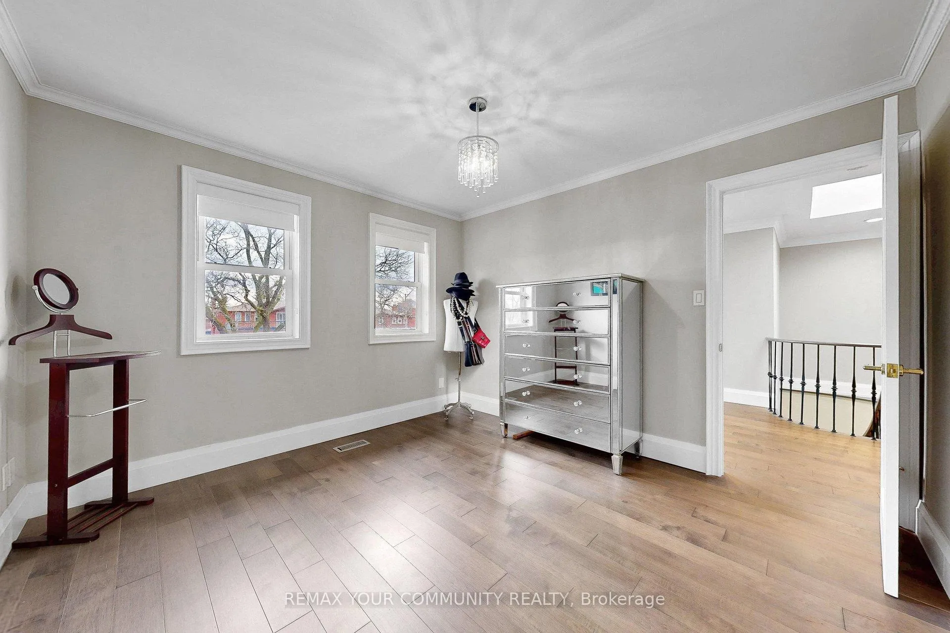 Photo 22 of 186 Wigwoss Drive, Vaughan, East Woodbridge — HOMEH