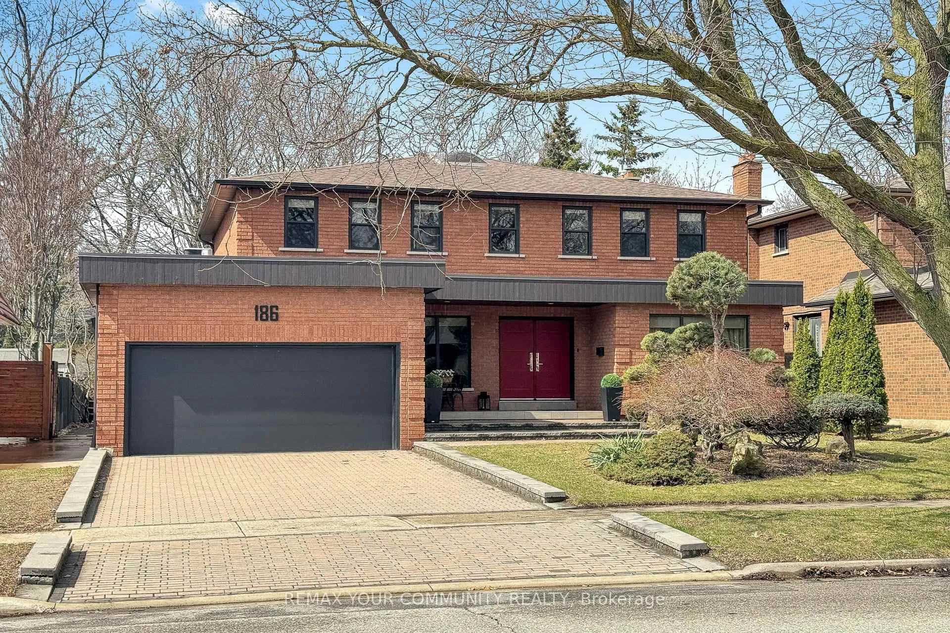 Photo 32 of 186 Wigwoss Drive, Vaughan, East Woodbridge — HOMEH