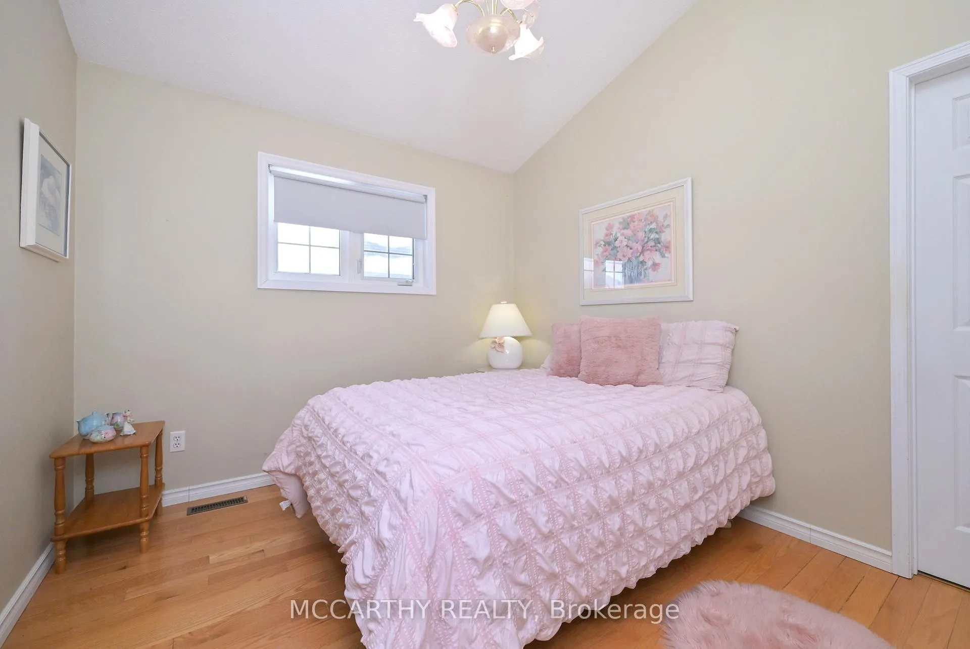 Photo 21 of 342 Lewis Drive, Orangeville — HOMEH