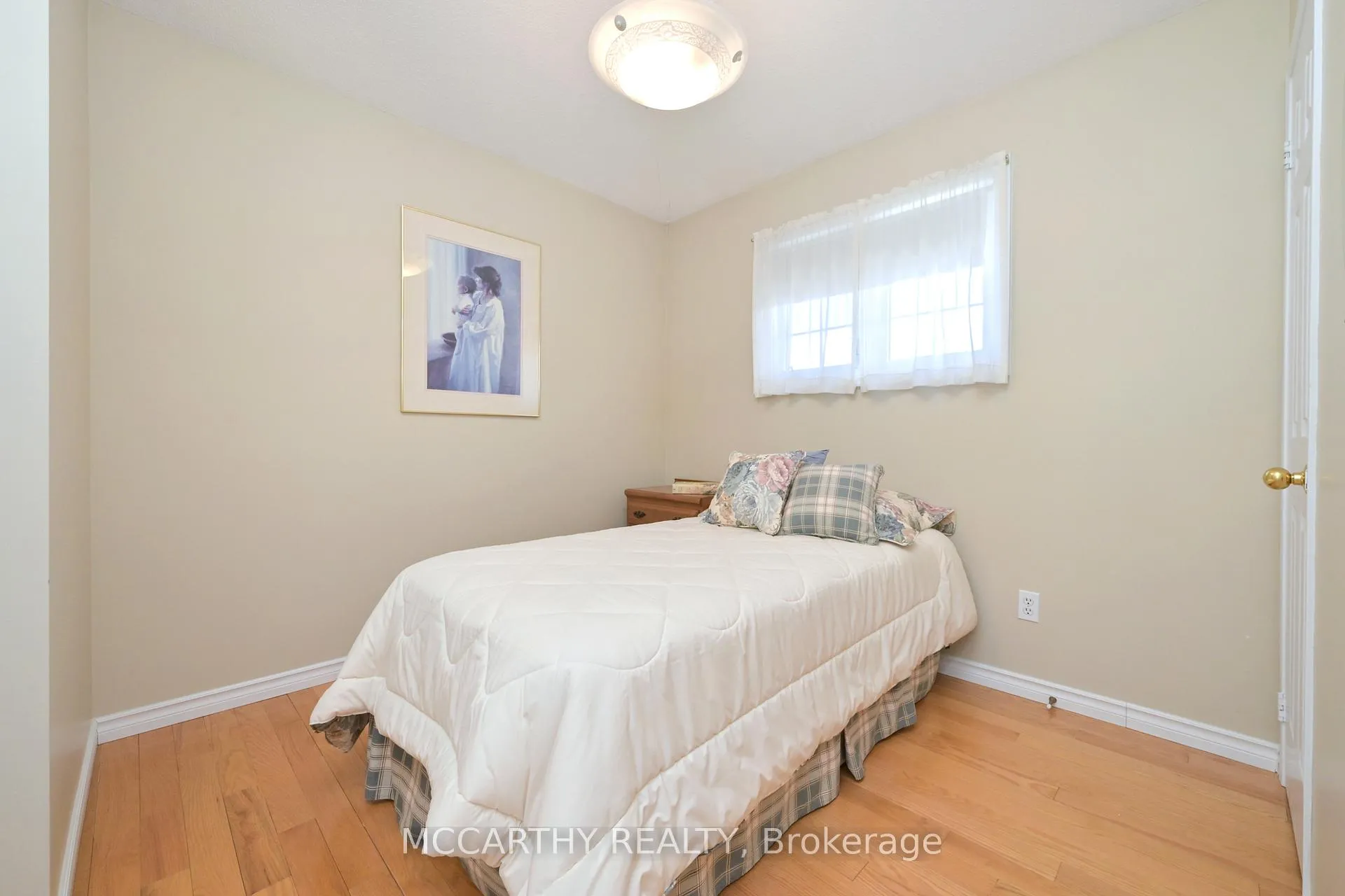Photo 22 of 342 Lewis Drive, Orangeville — HOMEH