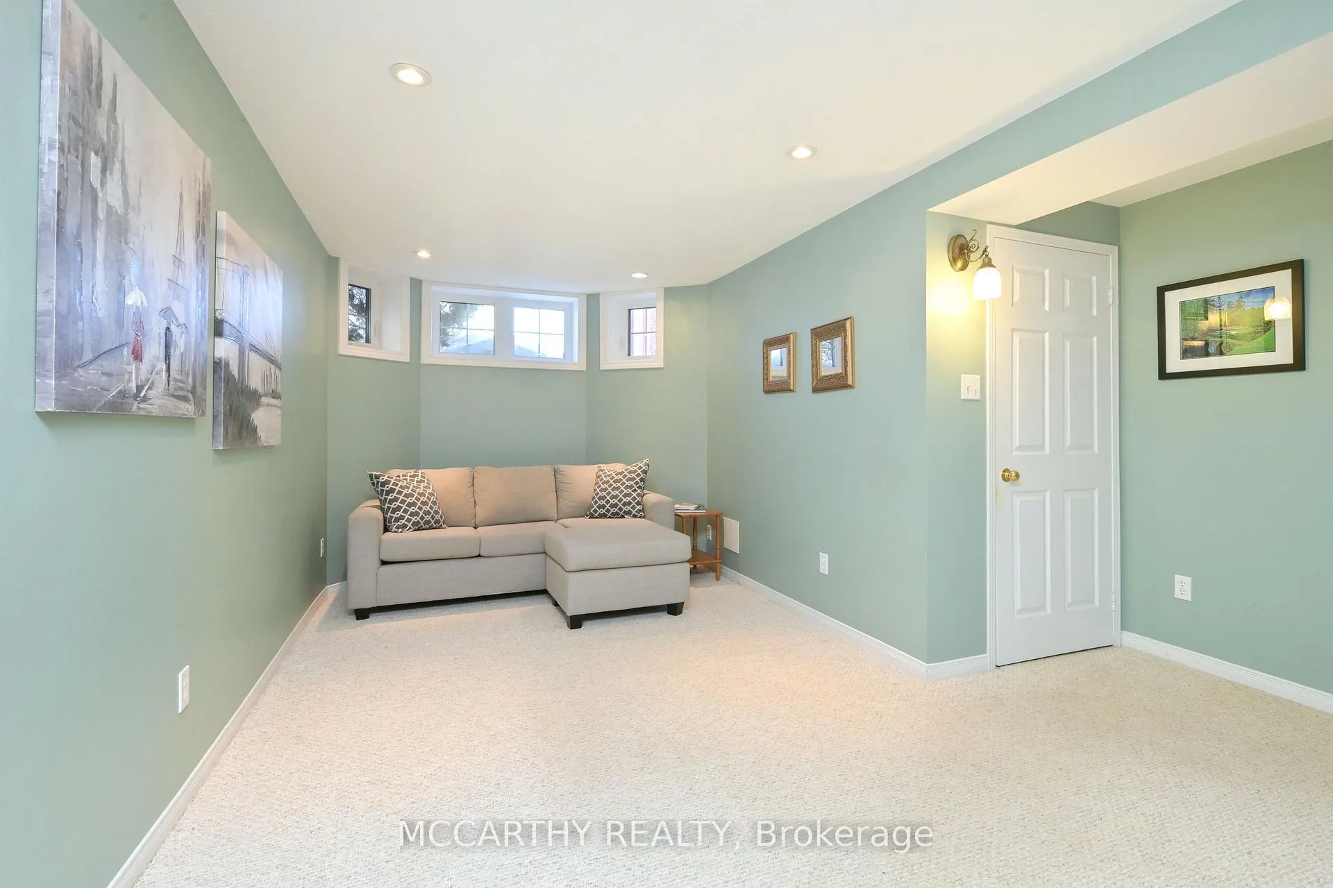 Photo 23 of 342 Lewis Drive, Orangeville — HOMEH