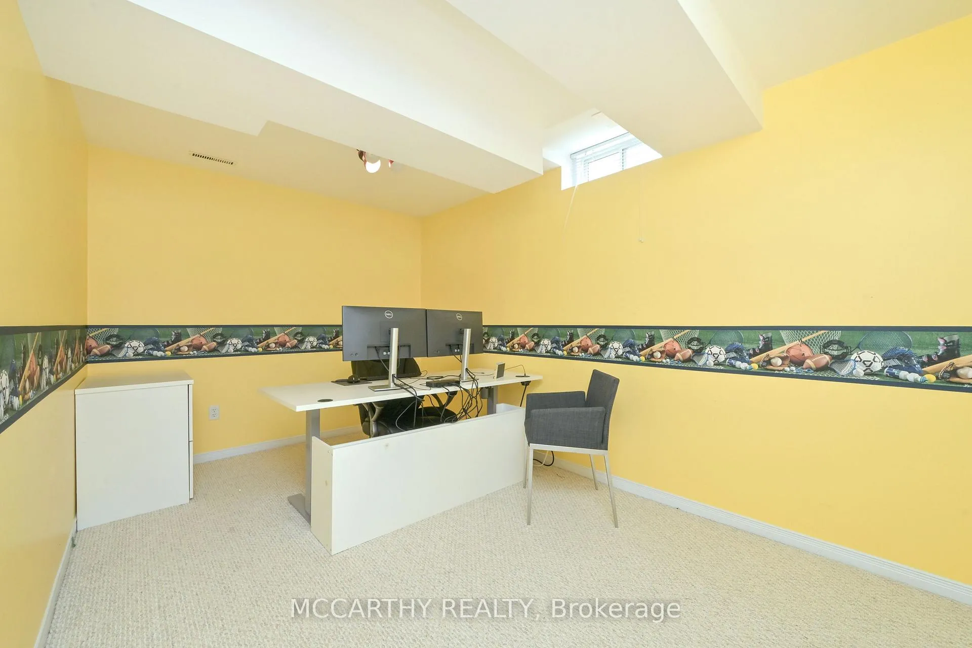 Photo 31 of 342 Lewis Drive, Orangeville — HOMEH