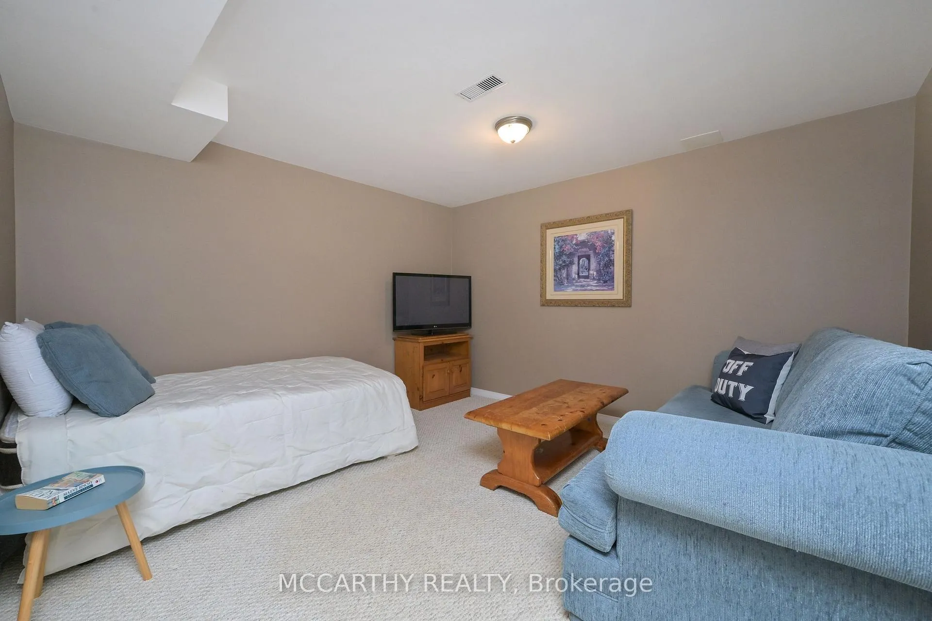 Photo 32 of 342 Lewis Drive, Orangeville — HOMEH
