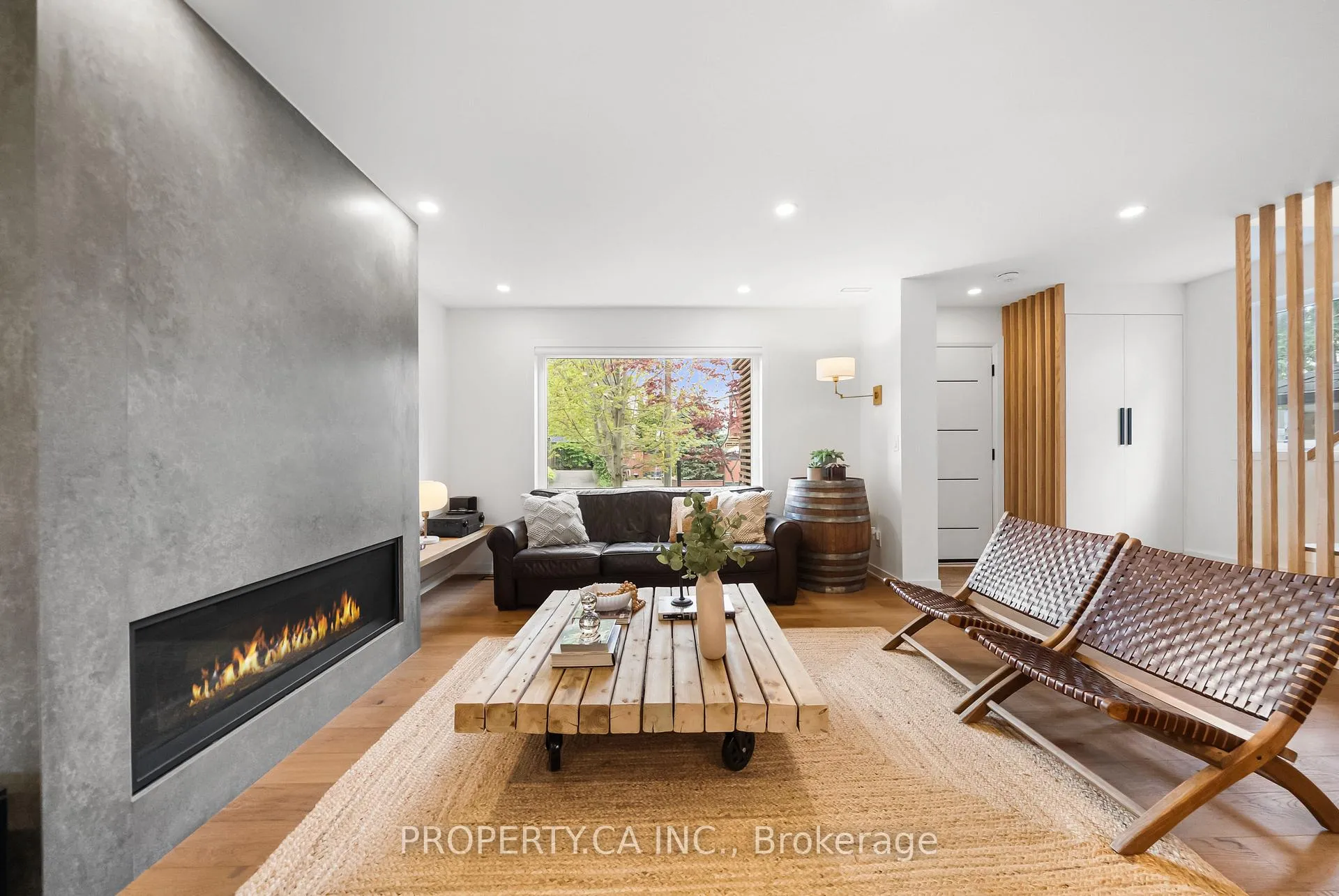 Photo 8 of 9 Maughan Crescent, Toronto, The Beaches — HOMEH