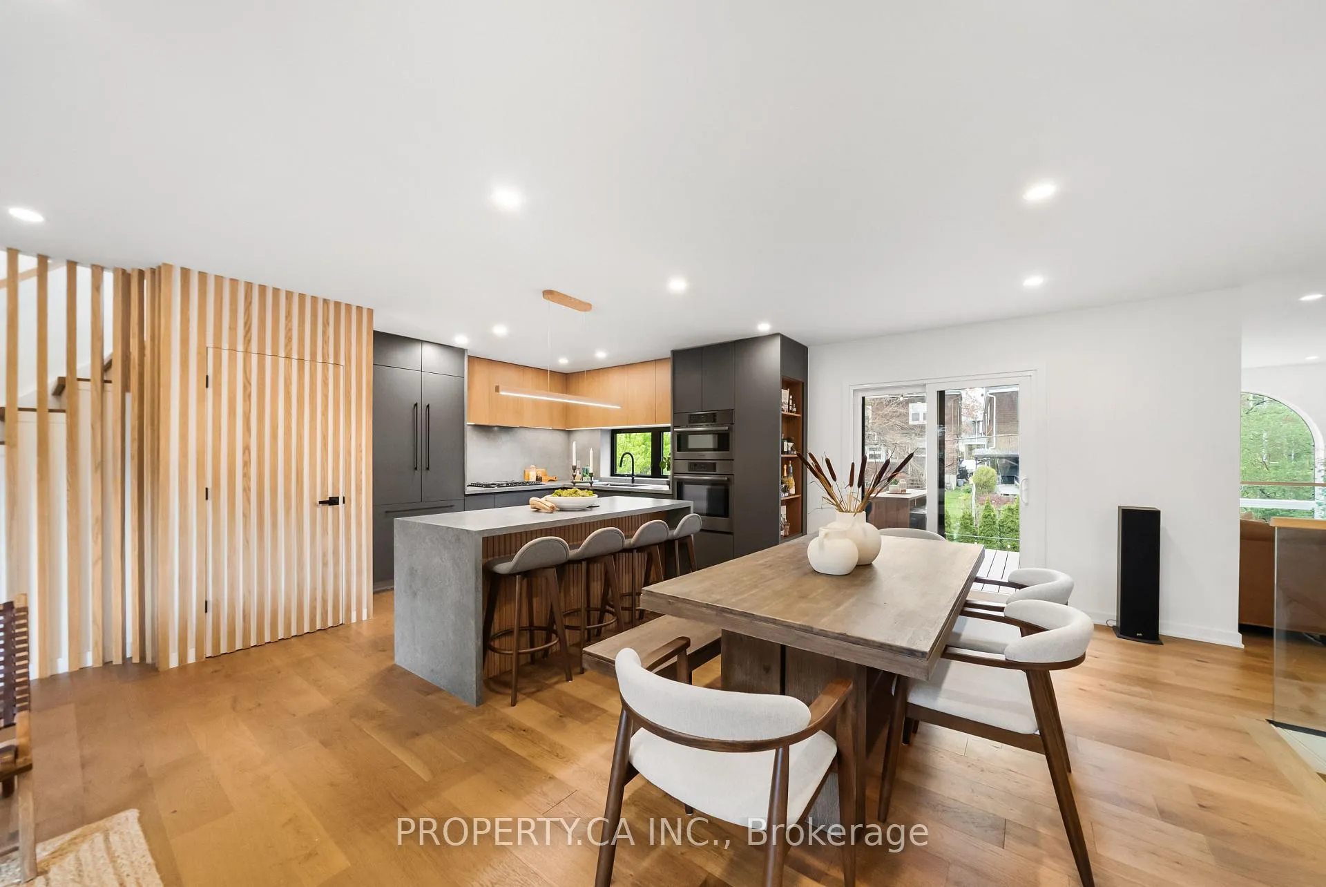 Photo 9 of 9 Maughan Crescent, Toronto, The Beaches — HOMEH