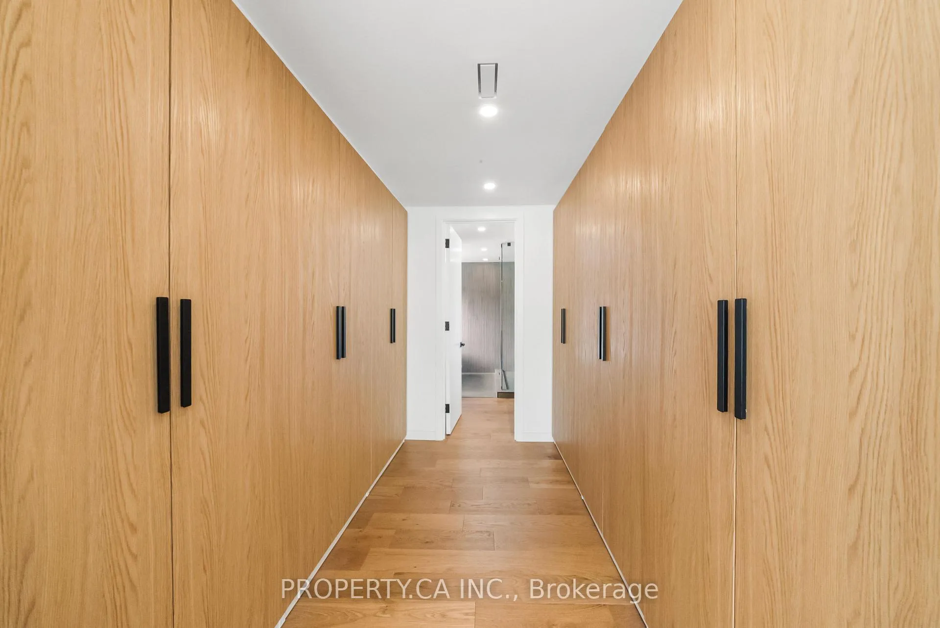 Photo 32 of 9 Maughan Crescent, Toronto, The Beaches — HOMEH