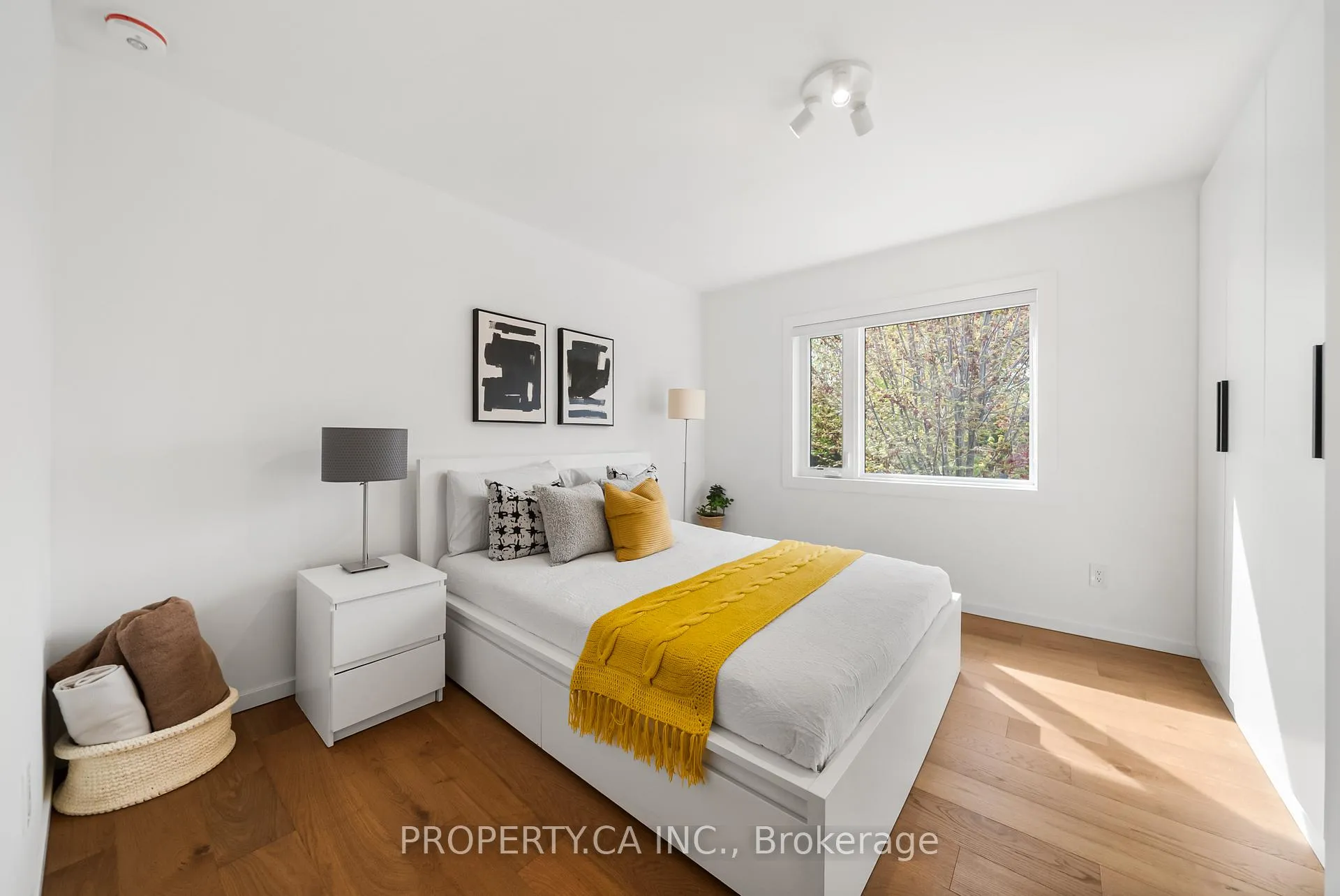 Photo 35 of 9 Maughan Crescent, Toronto, The Beaches — HOMEH