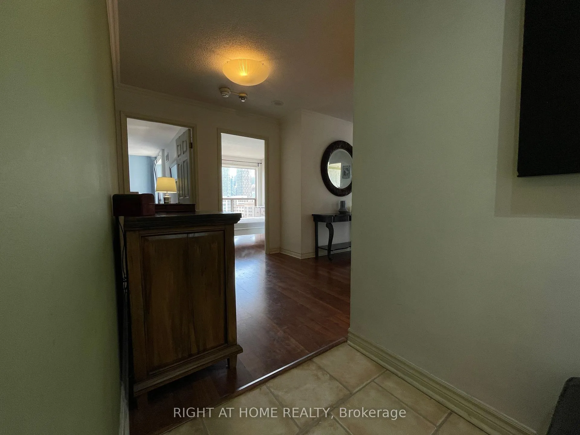Photo 6 of Unit 1507, 298 Jarvis Street, Toronto, Church-Yonge Corridor — HOMEH