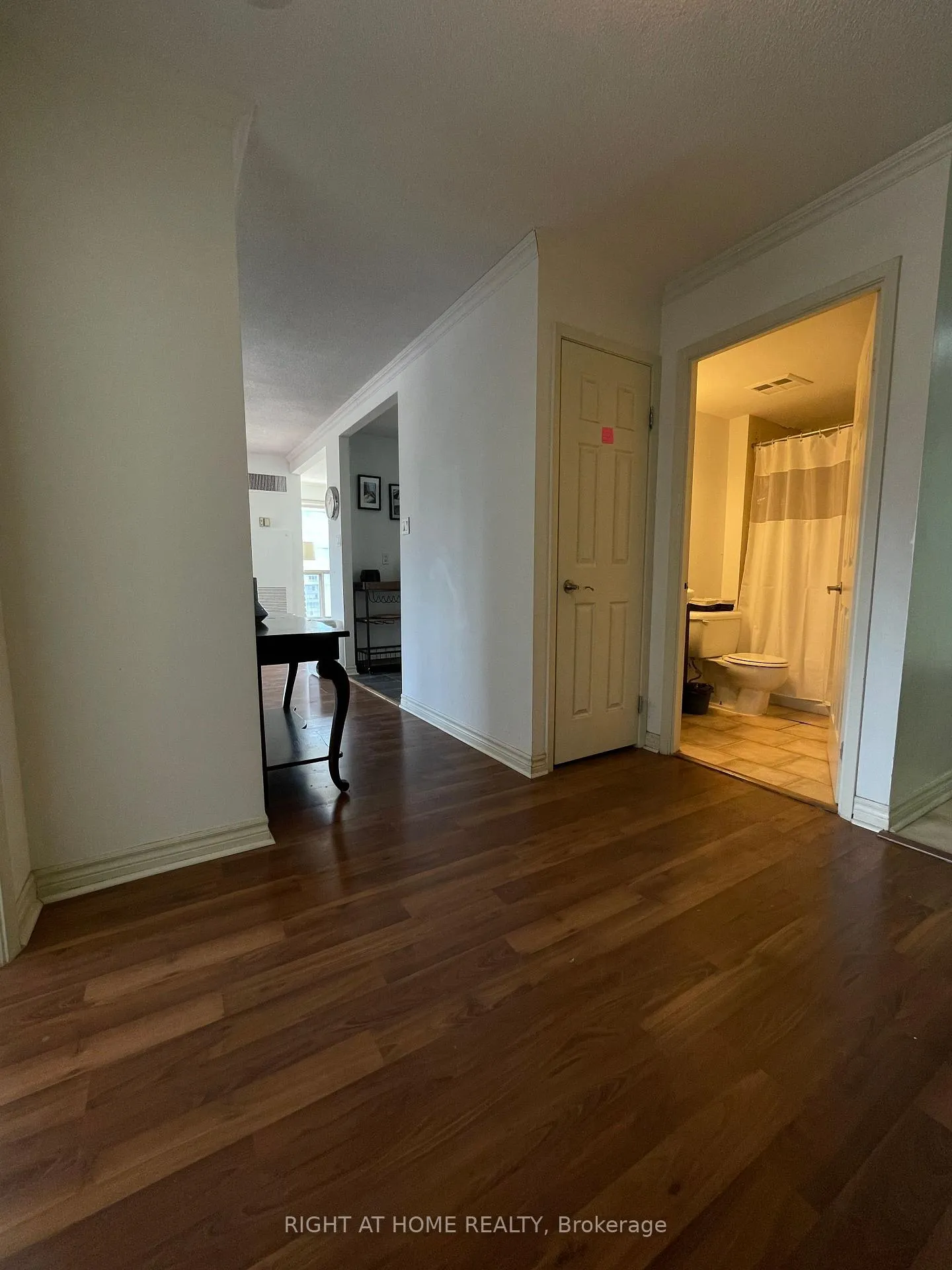Photo 8 of Unit 1507, 298 Jarvis Street, Toronto, Church-Yonge Corridor — HOMEH
