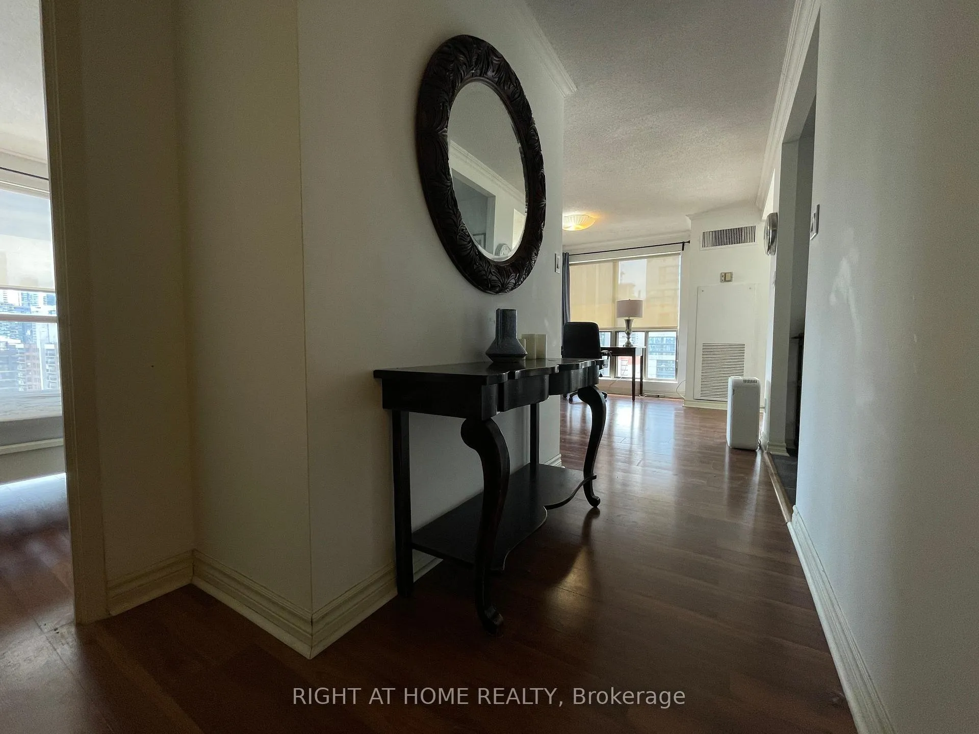 Photo 9 of Unit 1507, 298 Jarvis Street, Toronto, Church-Yonge Corridor — HOMEH