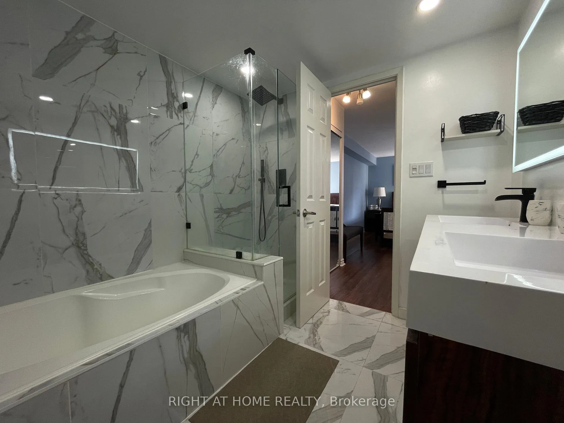 Photo 23 of Unit 1507, 298 Jarvis Street, Toronto, Church-Yonge Corridor — HOMEH