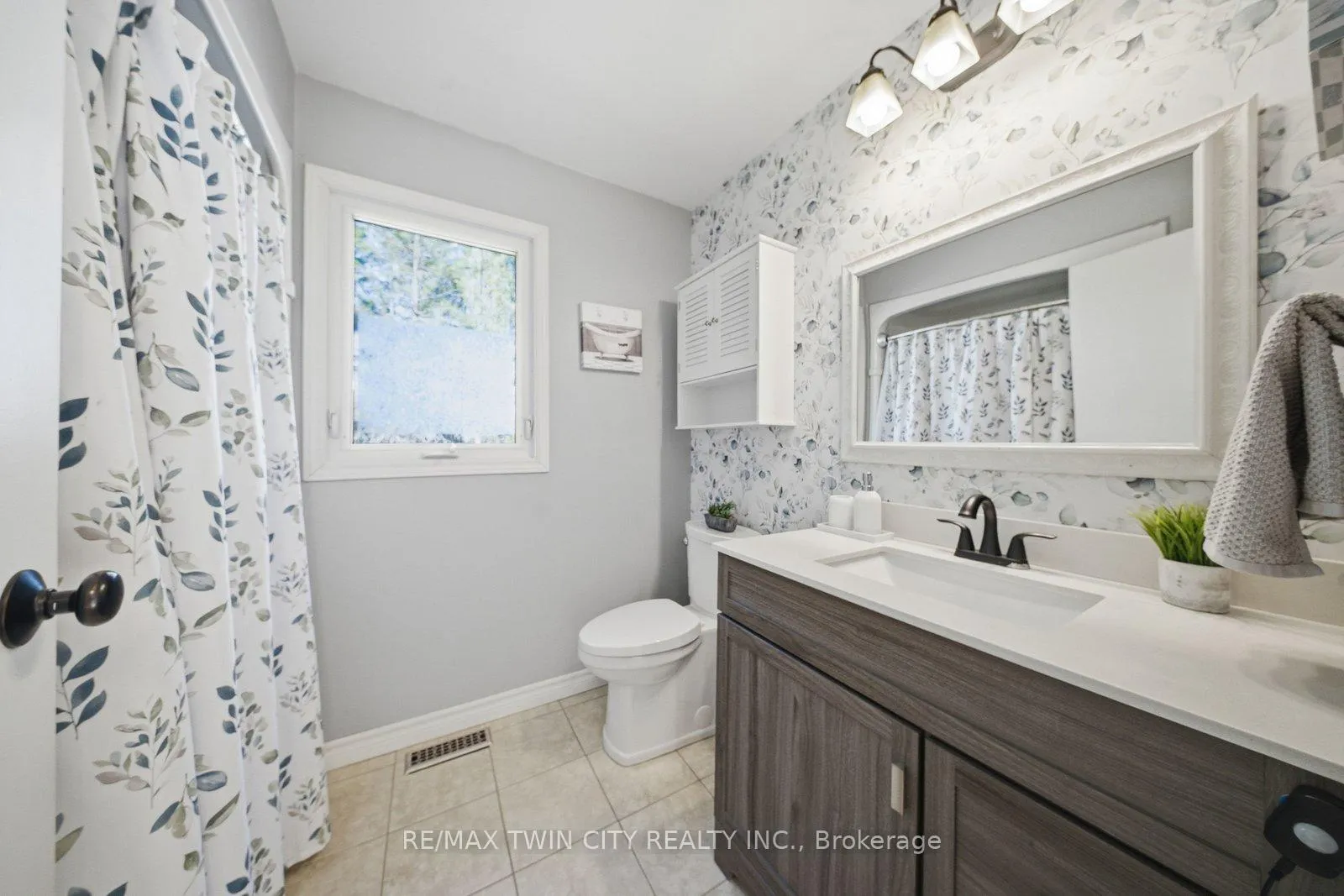 Photo 24 of 25 Hammond Road, Brant, Brantford Twp — HOMEH
